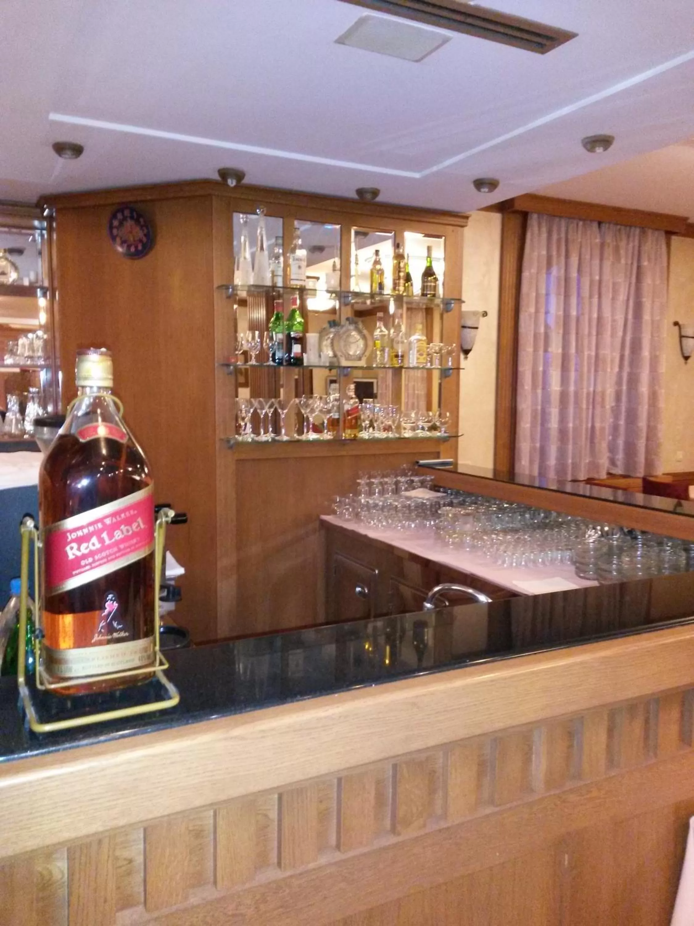 Restaurant/places to eat, Lounge/Bar in Hotel Sucevic Garni