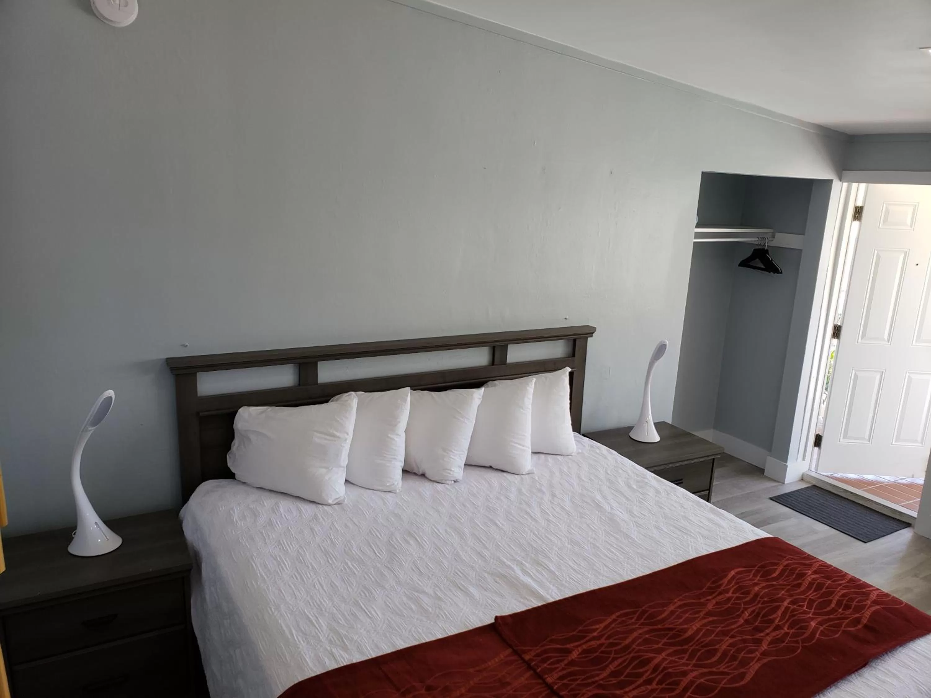 Bed in The Palms On Ocean