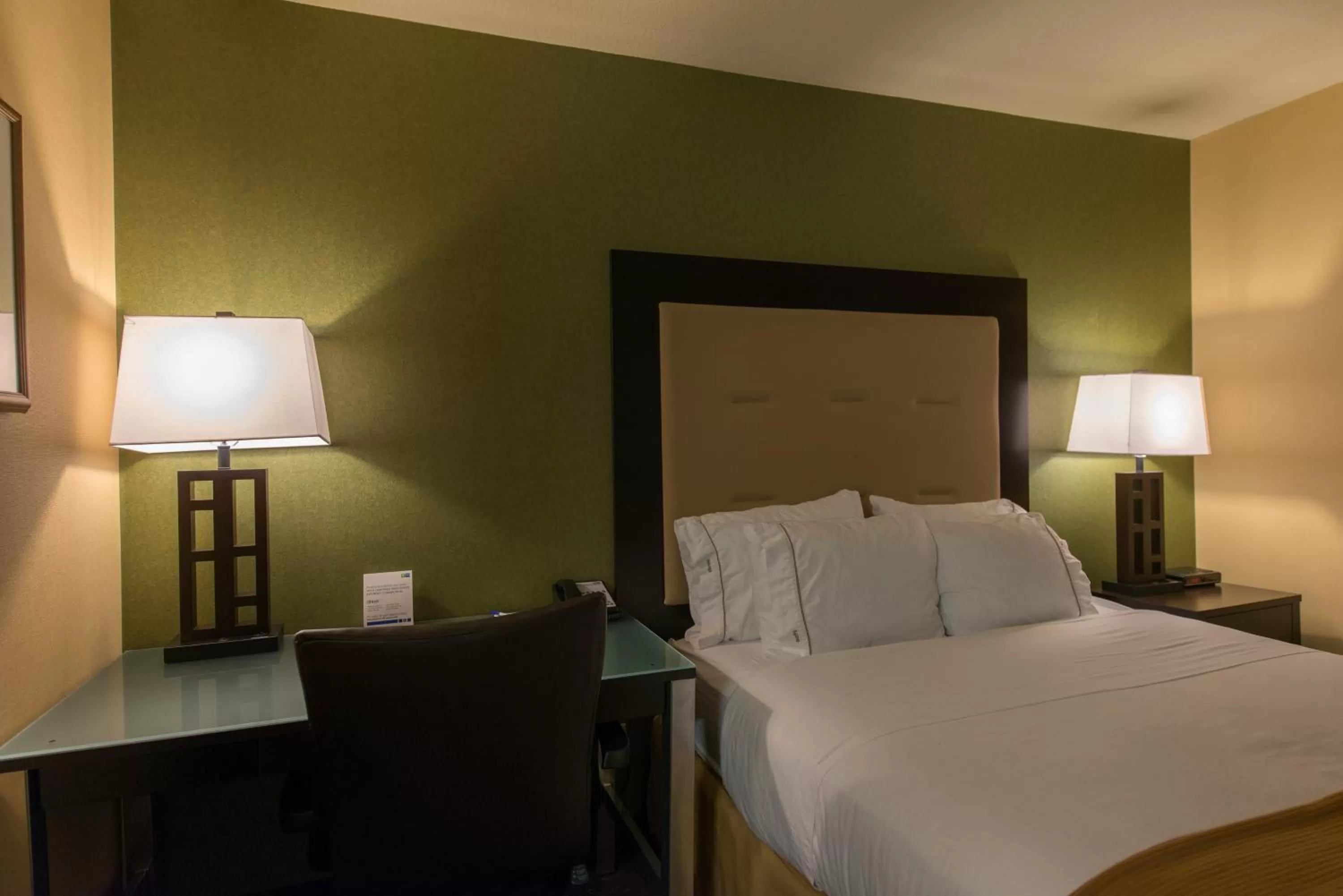 Holiday Inn Express Portland East - Columbia Gorge by IHG