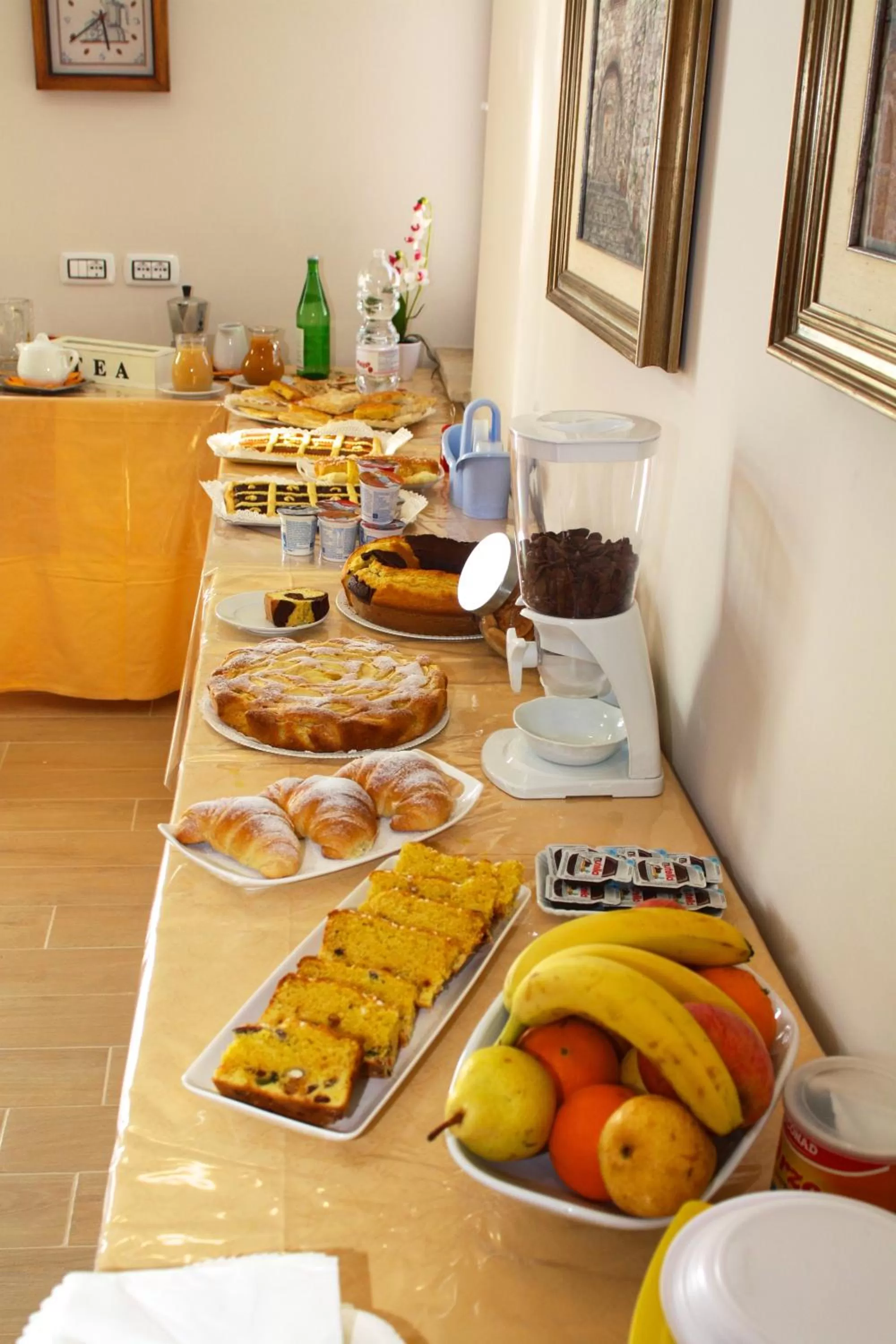 Continental breakfast in B&B Le Stagioni