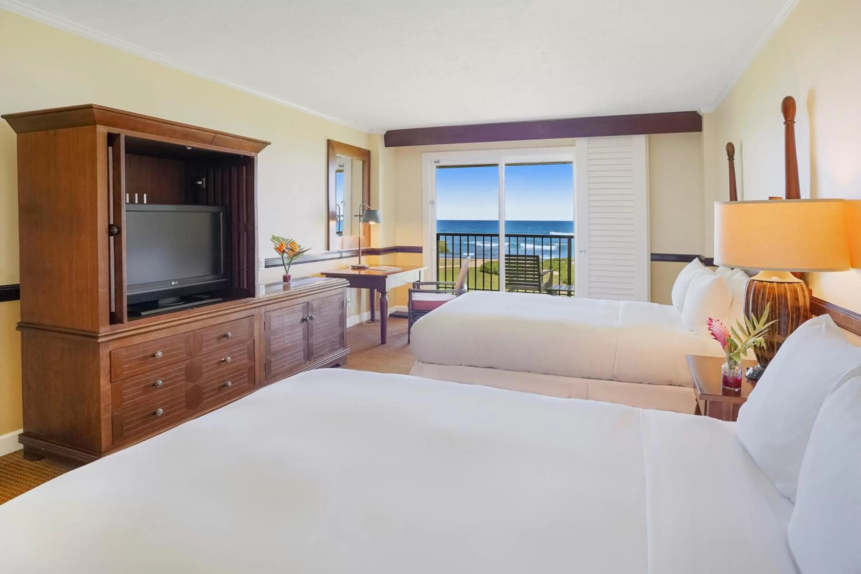 Photo of the whole room, Bed in OUTRIGGER Kaua'i Beach Resort & Spa