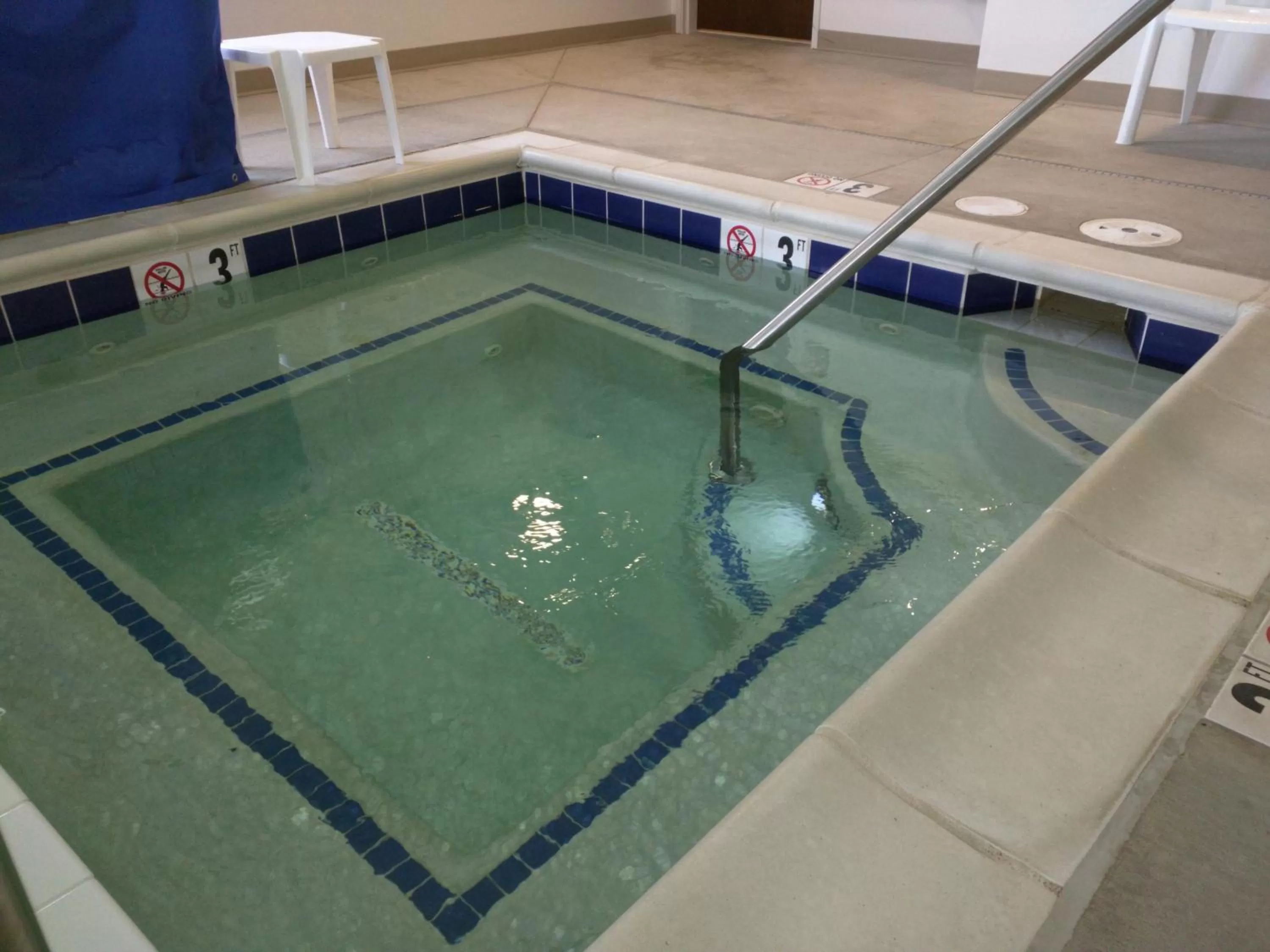 Hot Tub in Microtel Inn & Suites by Wyndham Minot