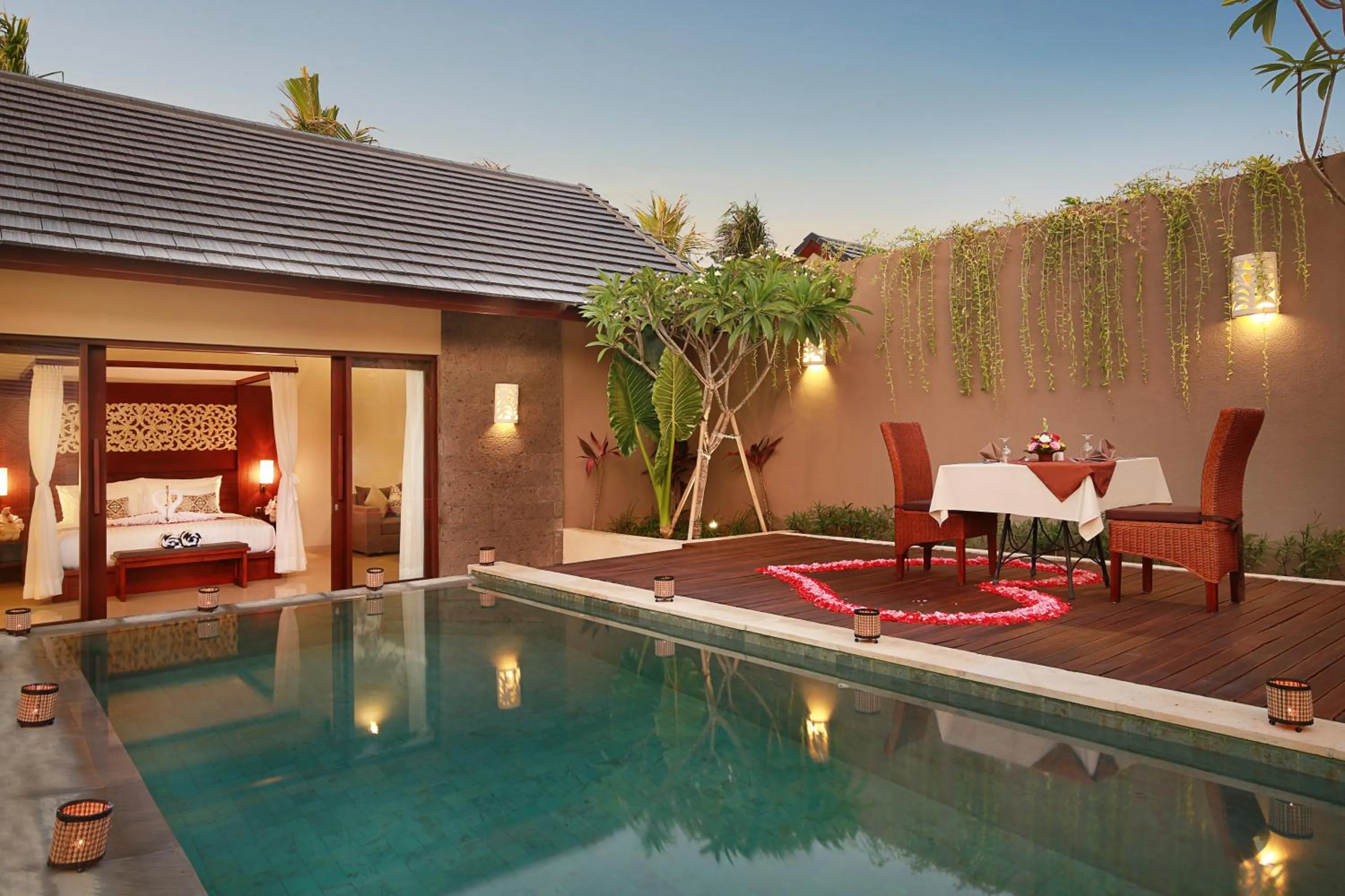 Swimming pool in Lumbini Luxury Villas and Spa