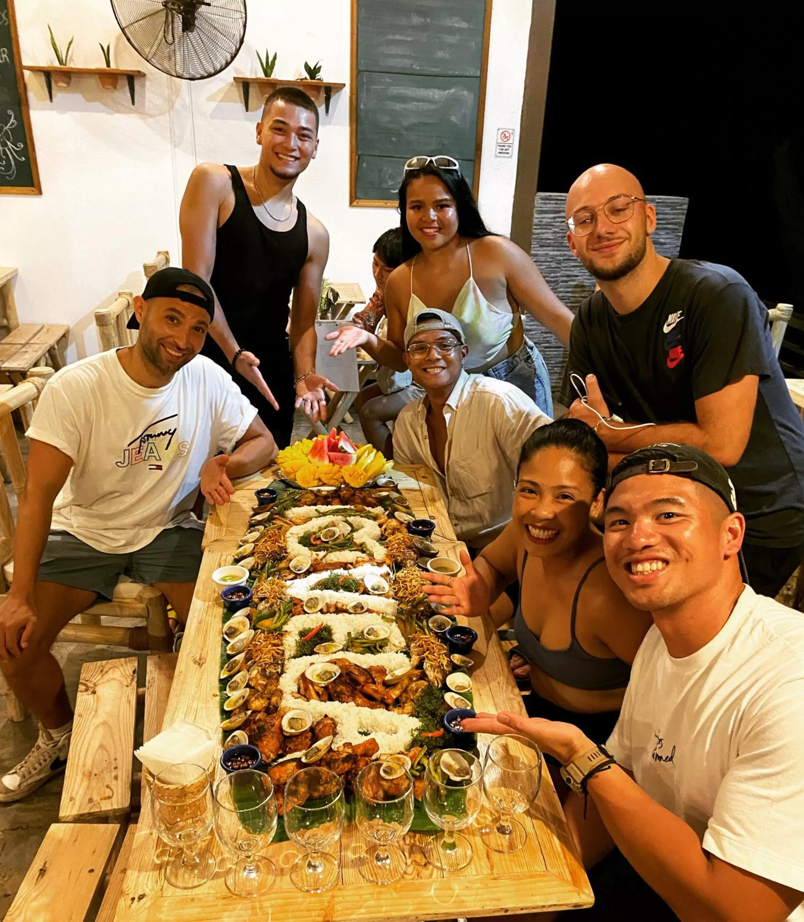 Restaurant/places to eat in Vela Terraces Hotel