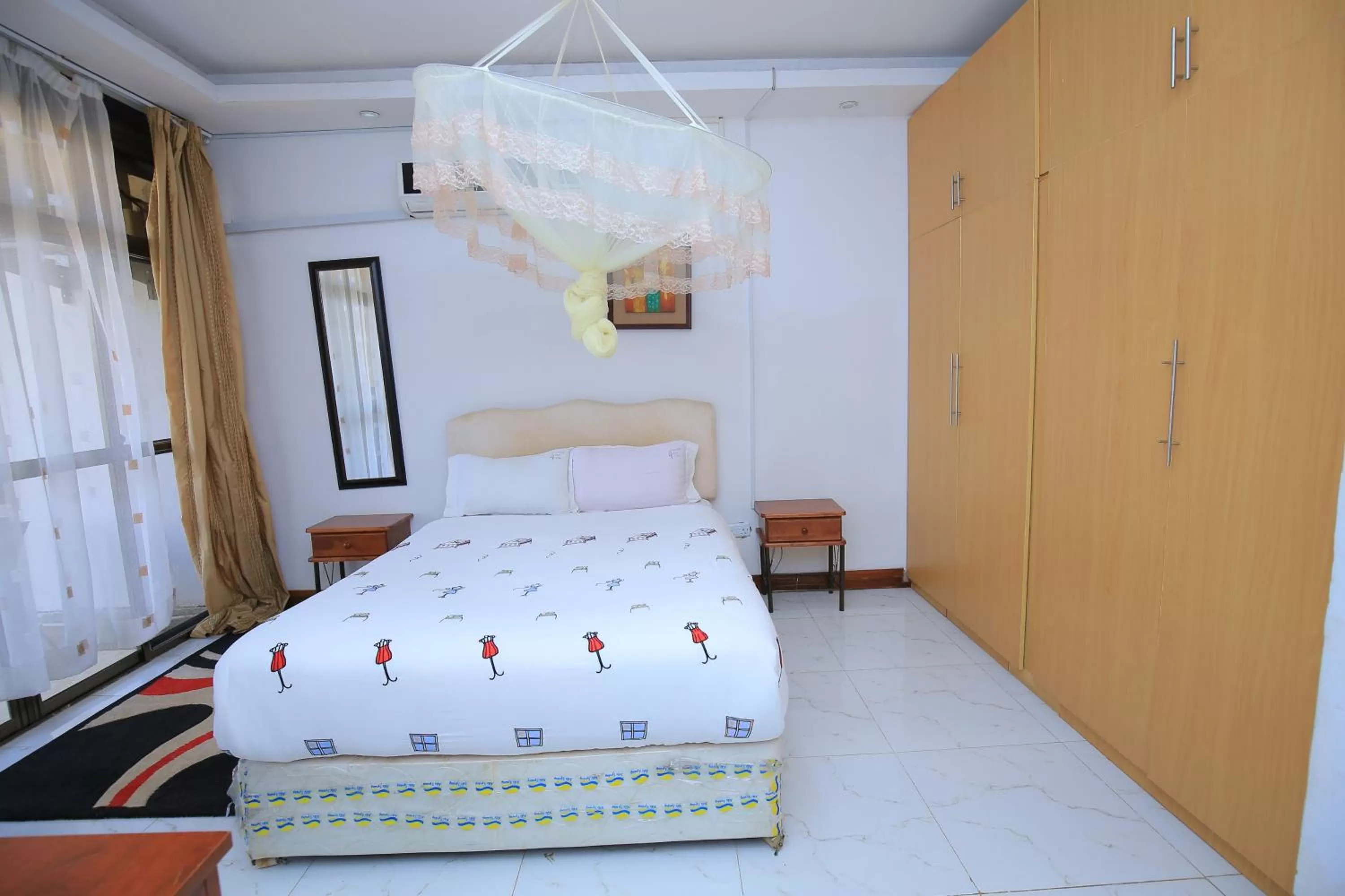 Bed in Frontiers Hotel & Conference Entebbe