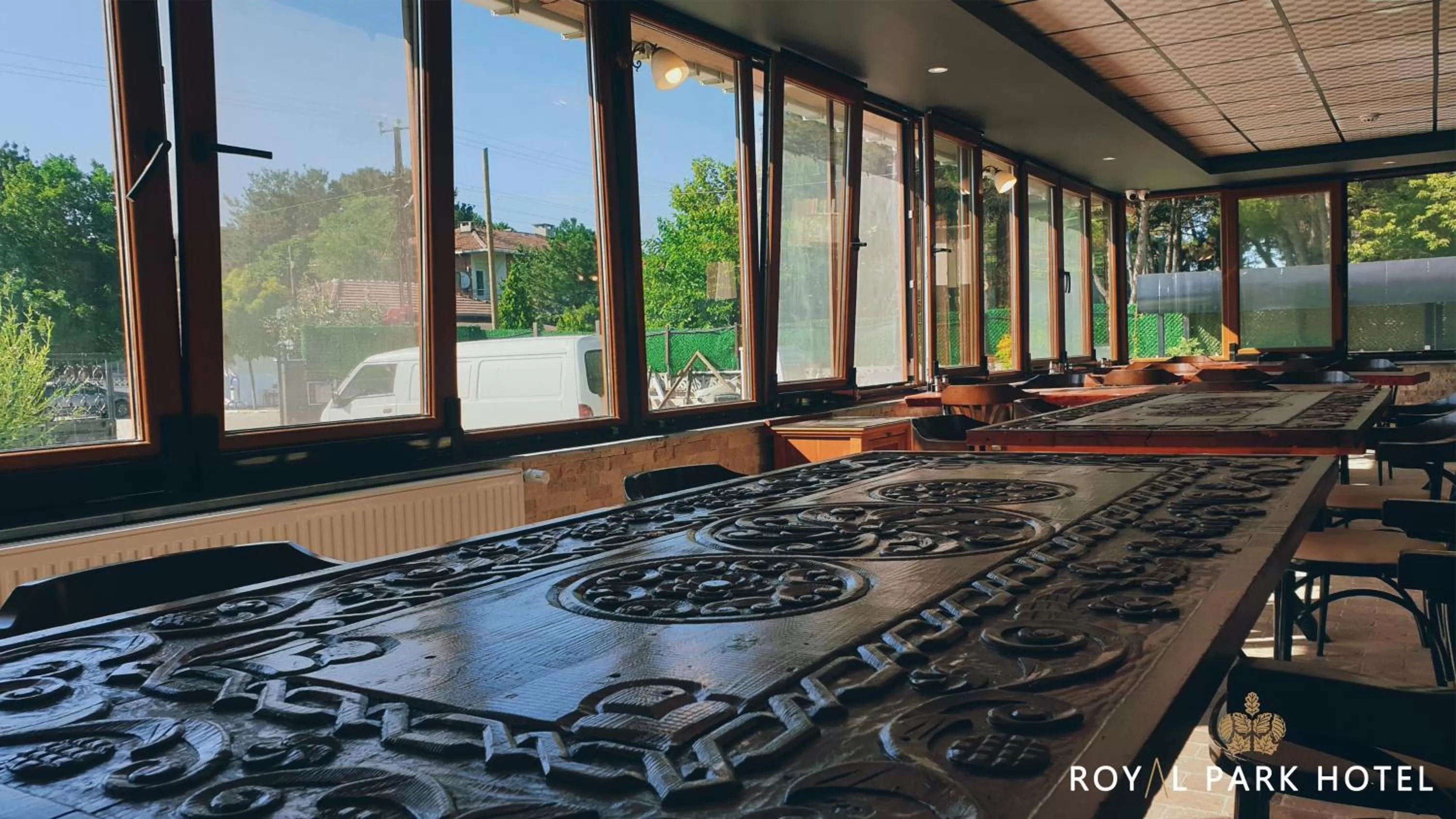 Restaurant/places to eat in Royal Park Hotel Corlu Bed and Breakfast