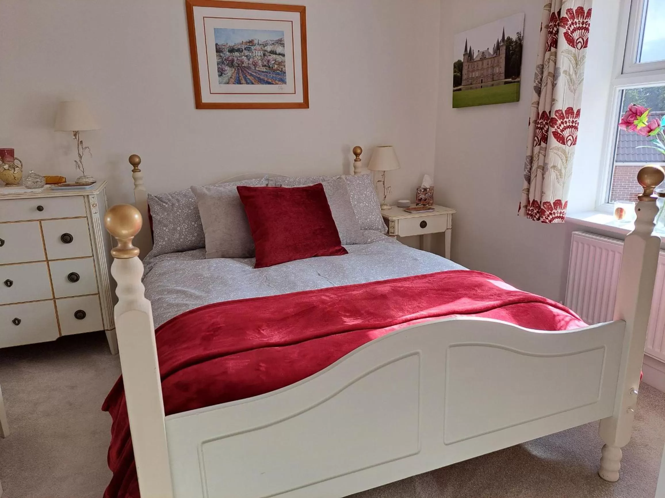 Bed in Barbarella's place