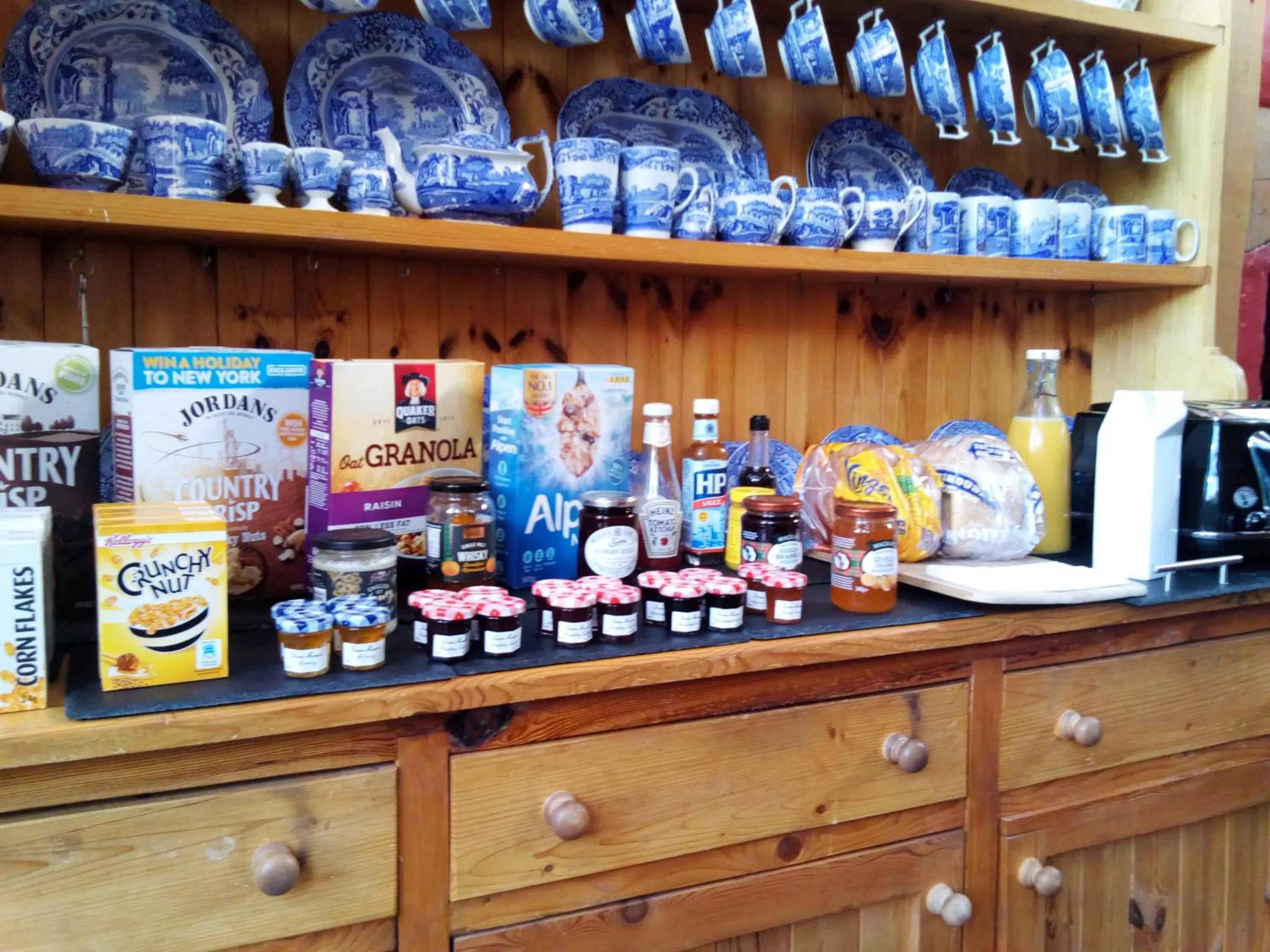 Breakfast in Hafan Deg