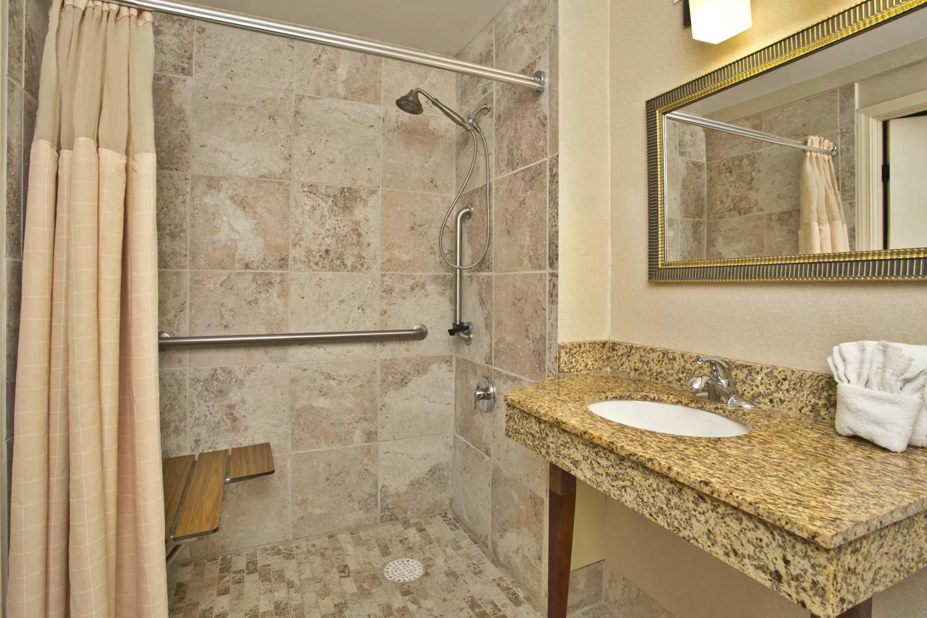 Photo of the whole room in Holiday Inn Akron-West by IHG