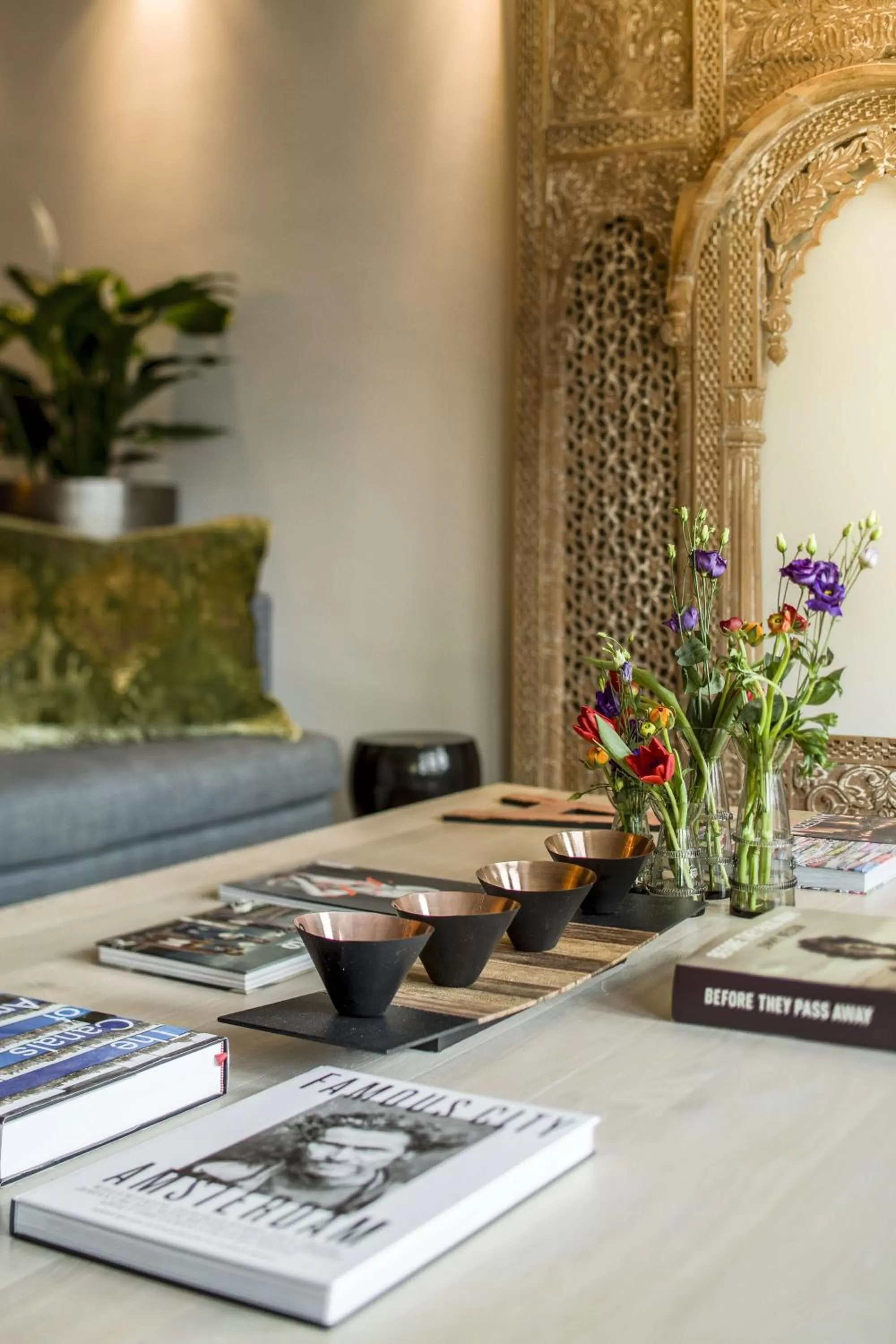 Living room in KeizersgrachtSuite471