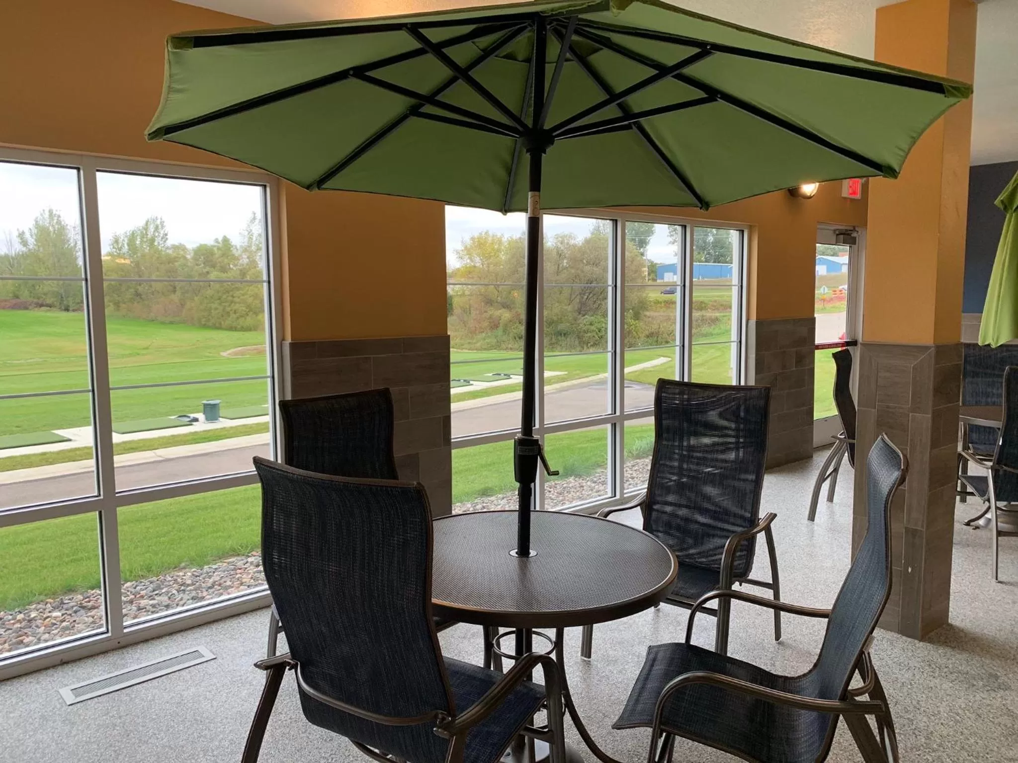 Golfcourse in GrandStay Hotel & Suites