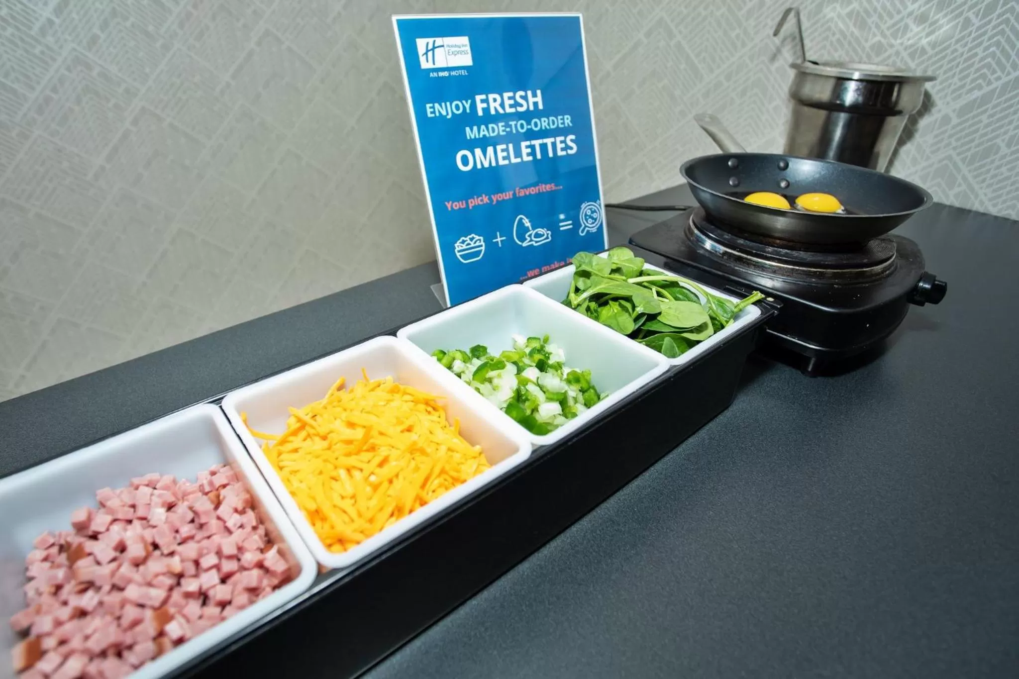 Breakfast in Holiday Inn Express Richmond - Midtown by IHG