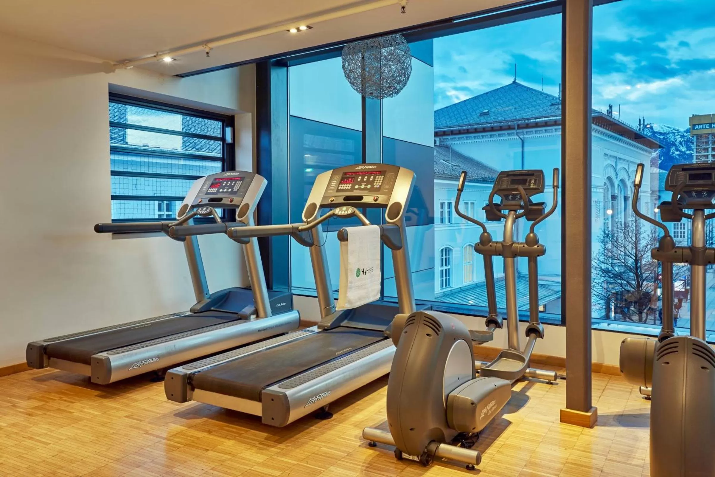 Fitness centre/facilities in H+ Hotel Salzburg