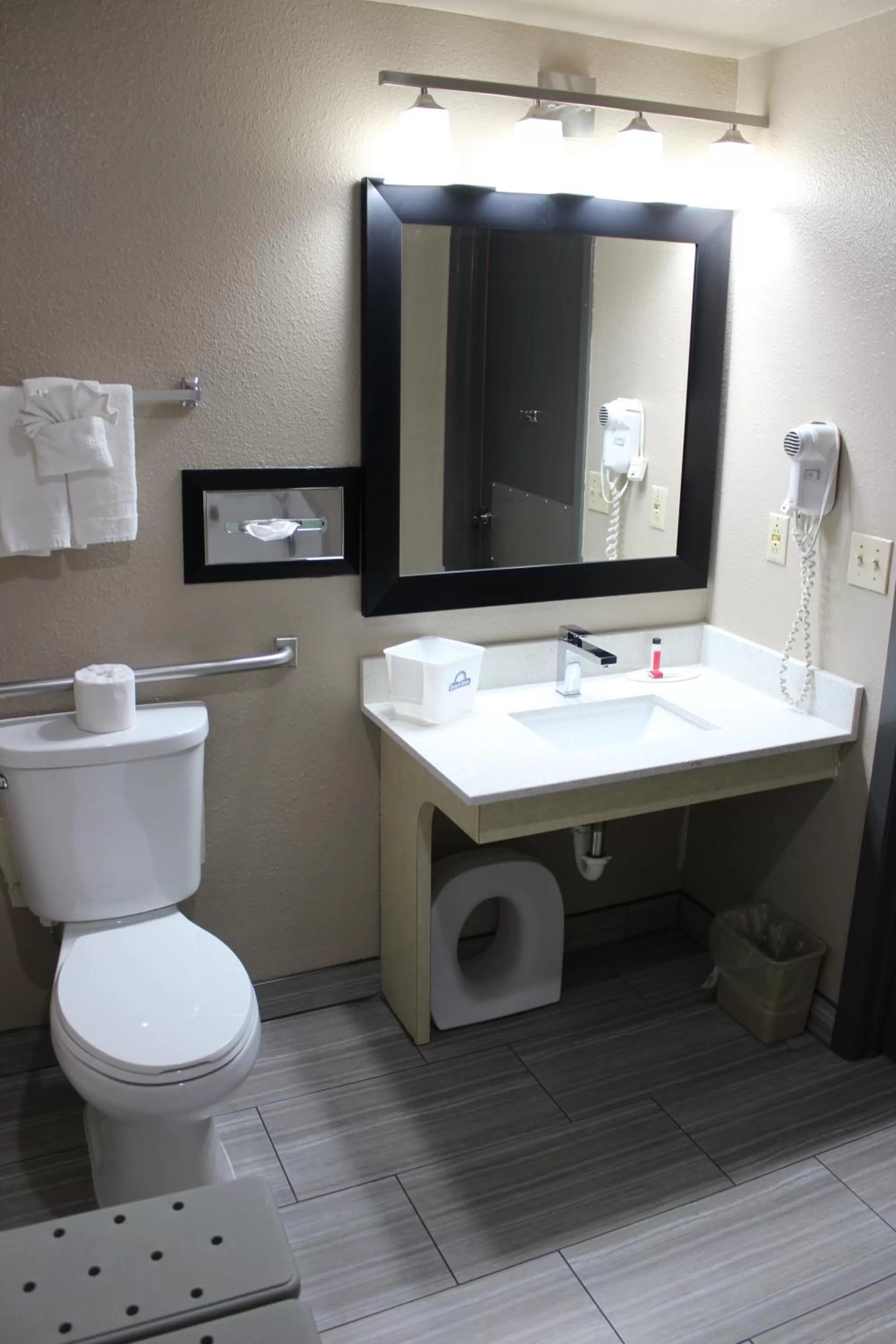 Bathroom in Days Inn by Wyndham Ritzville