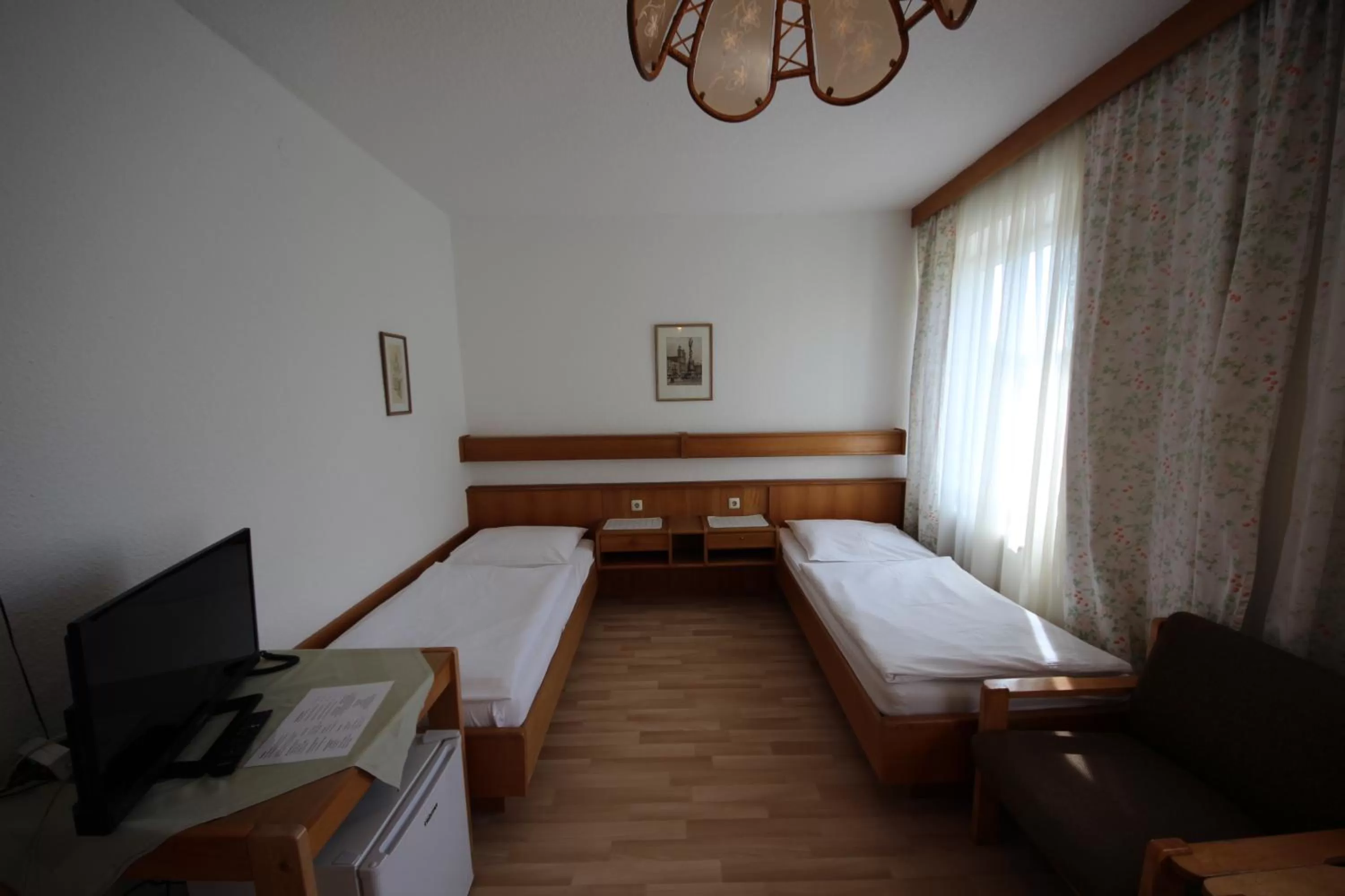 Photo of the whole room, Bed in Hotel Kleinmünchen