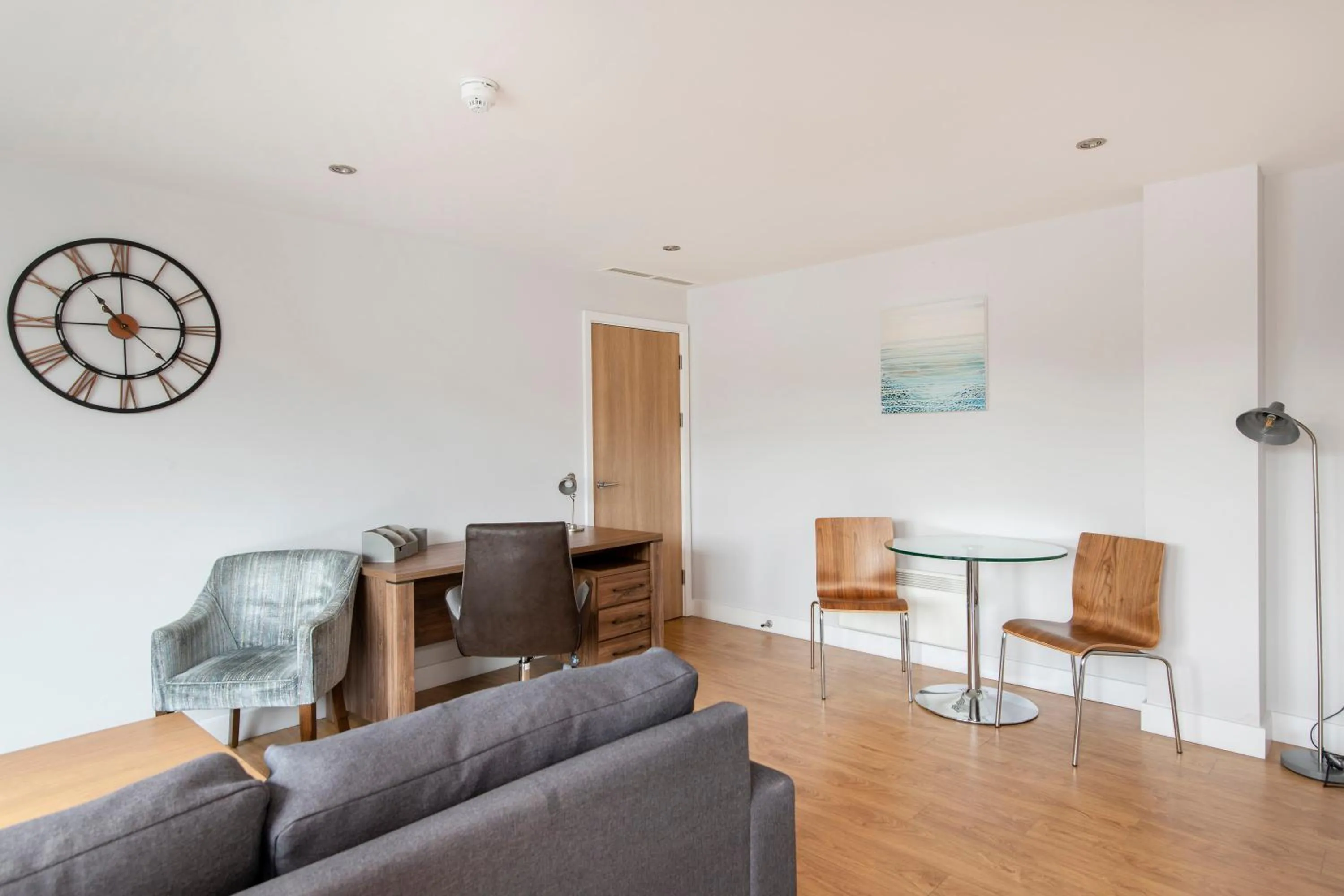 Living room in HQ Aparthotel Farnborough