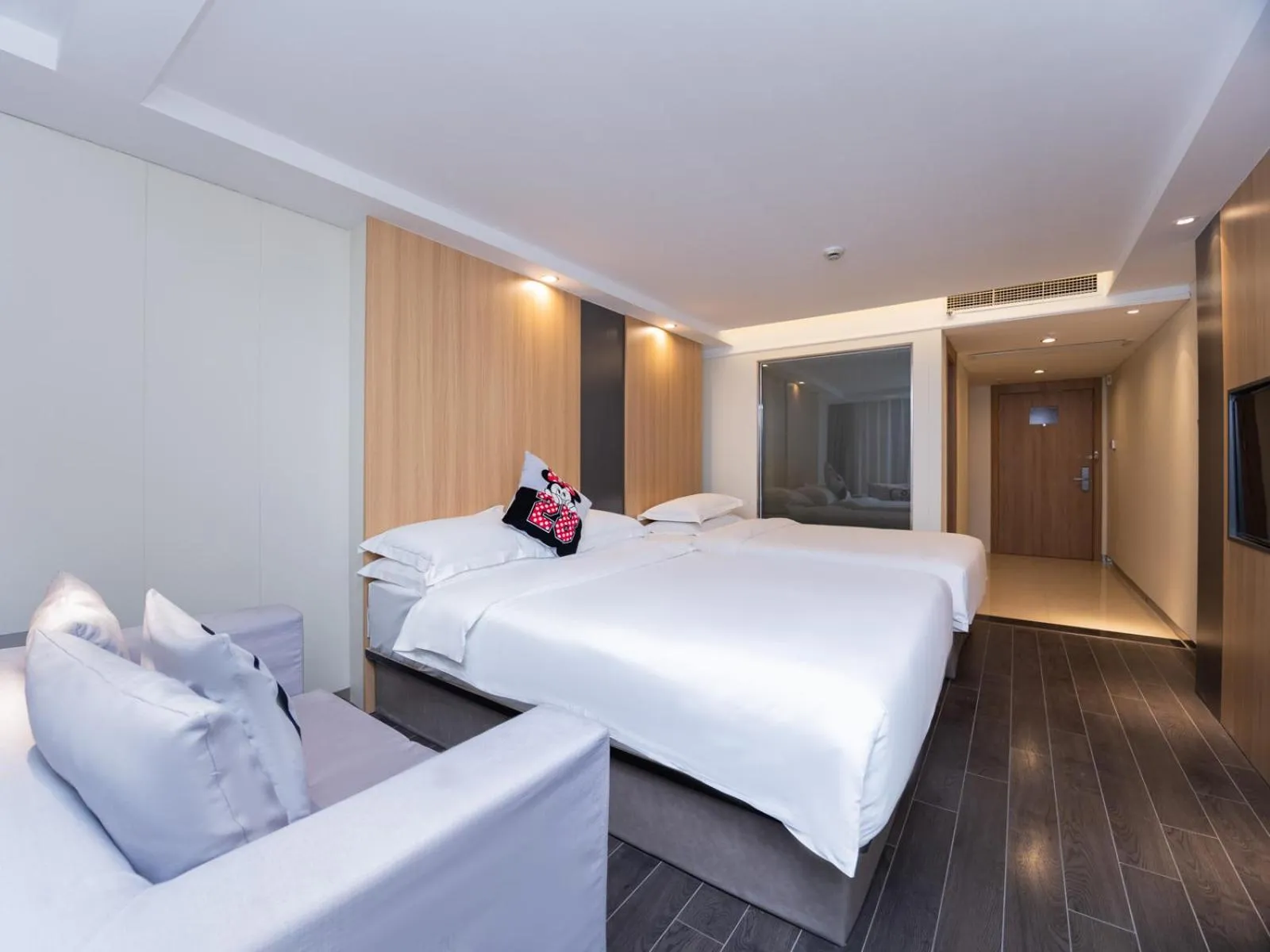 Bed in Country Inn&Suites by Radisson, Shanghai PVG