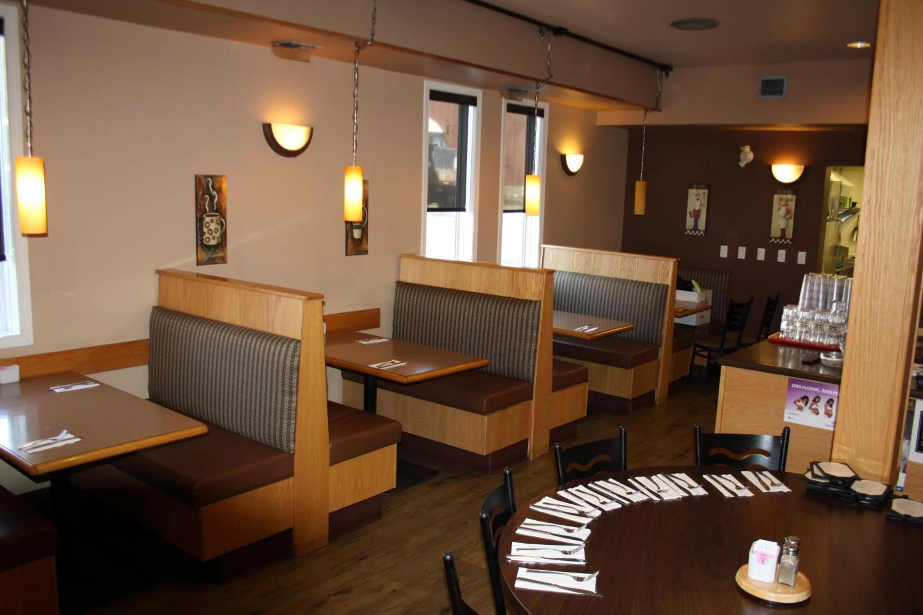 Restaurant/places to eat in BCMInns - Peace River