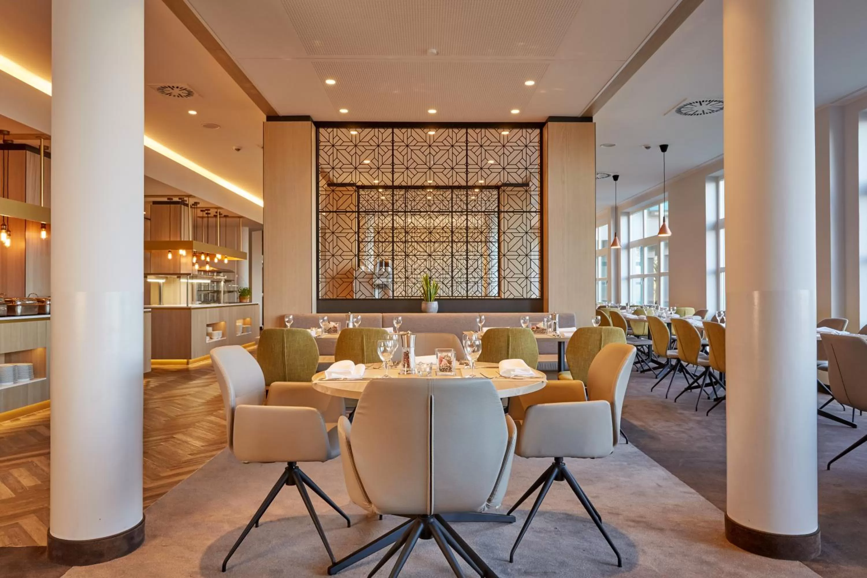 Restaurant/places to eat in H+ Hotel Limes Thermen Aalen