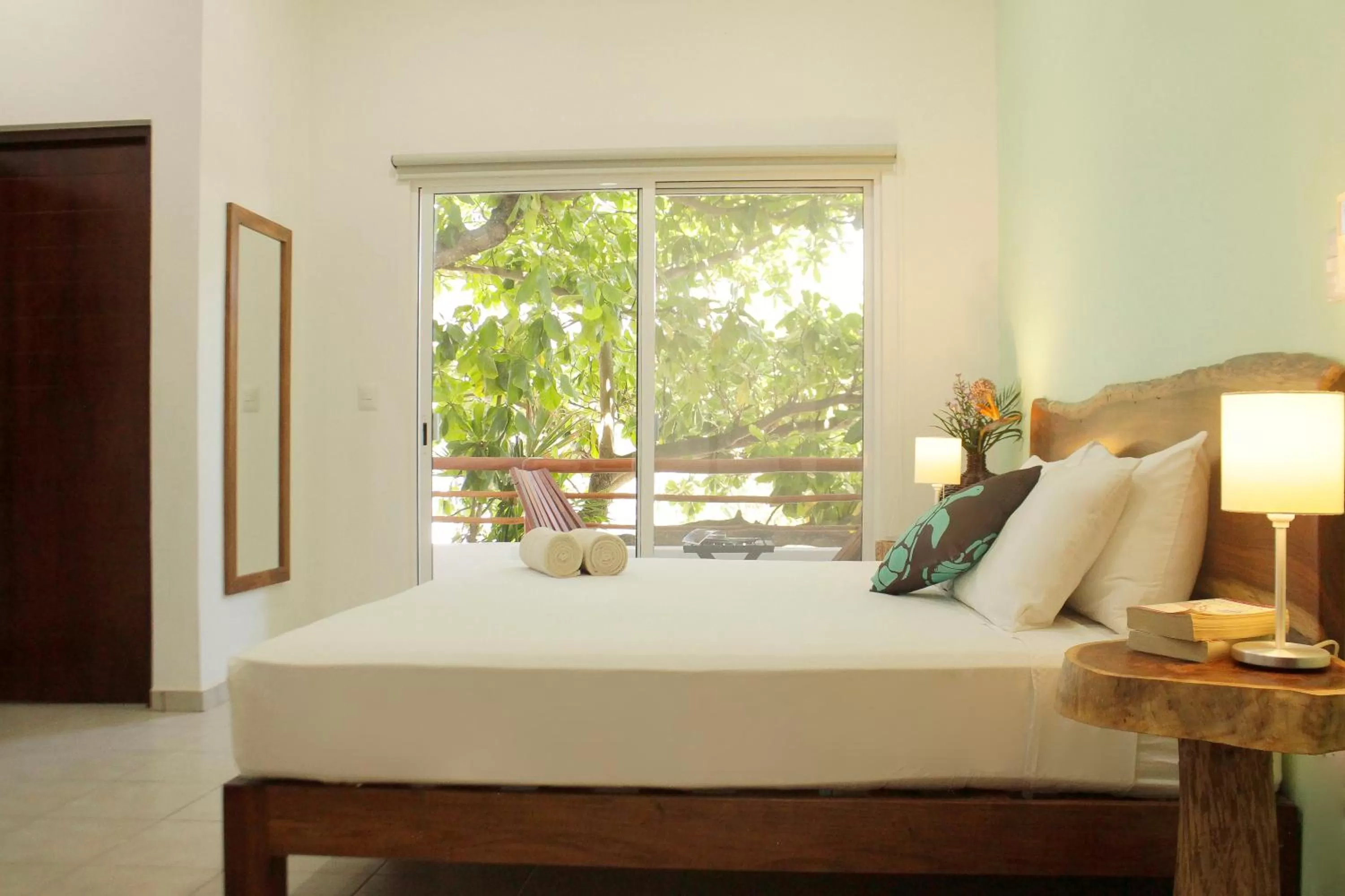 Photo of the whole room, Bed in La Palmita Budget Boutique Hotel