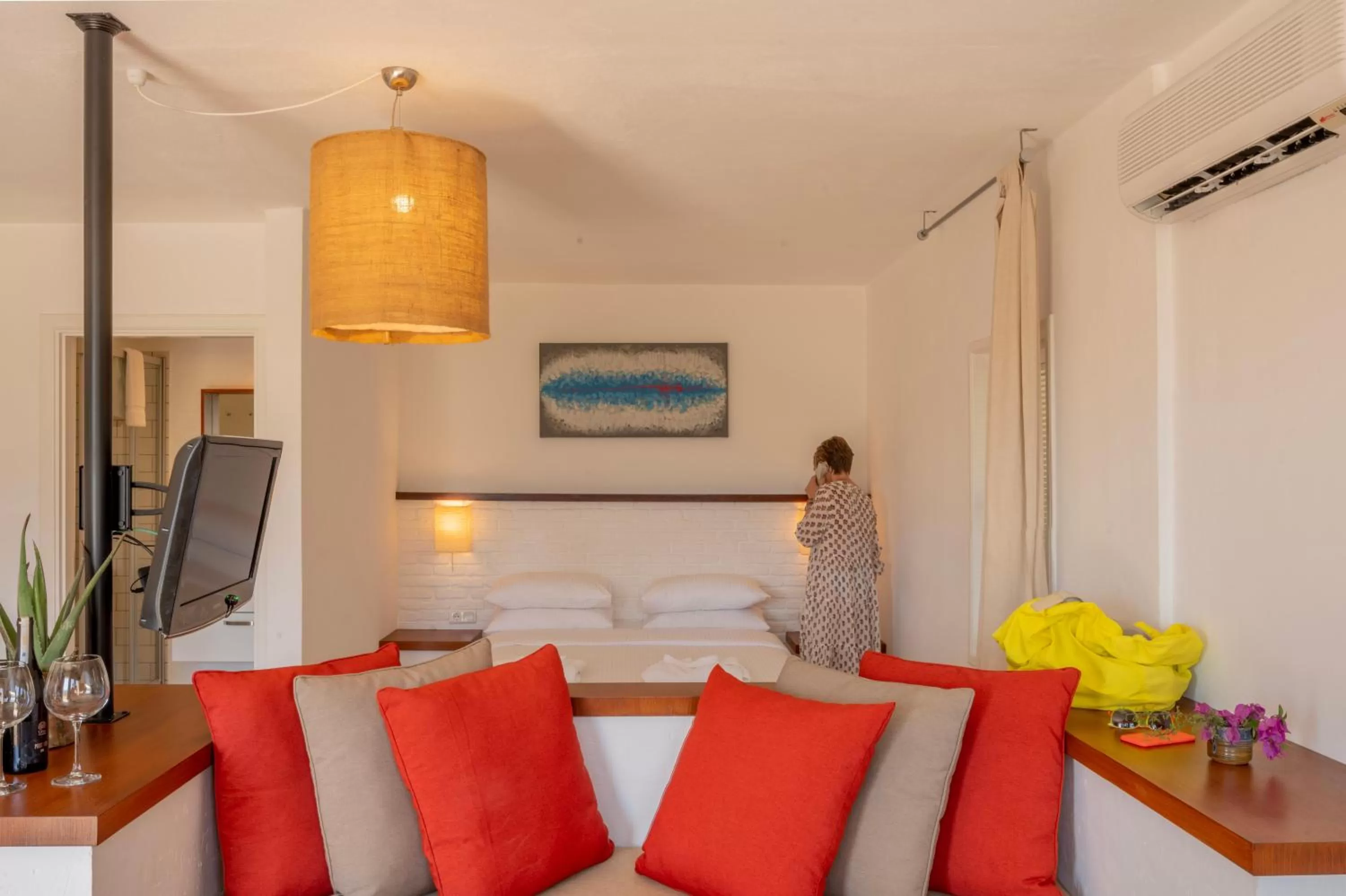 TV and multimedia in 4reasons hotel + bistro | 12+