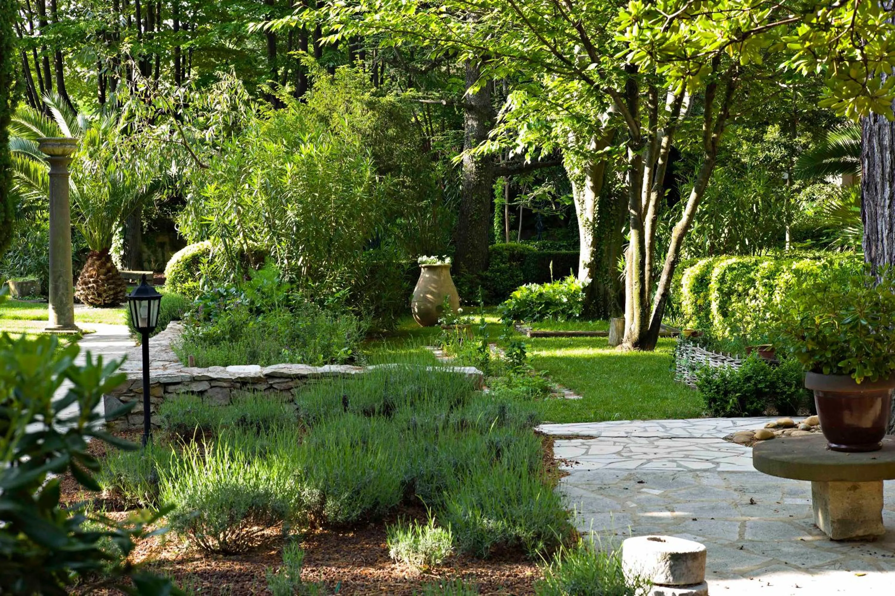 Day in Hôtel la Magnaneraie