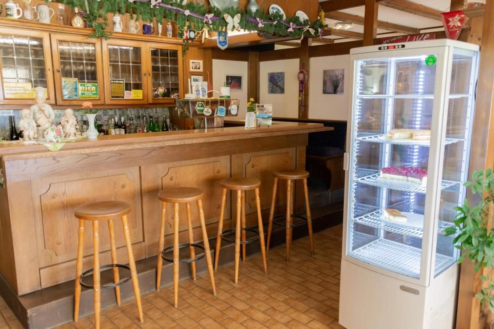 Restaurant/places to eat in Haus Kanne