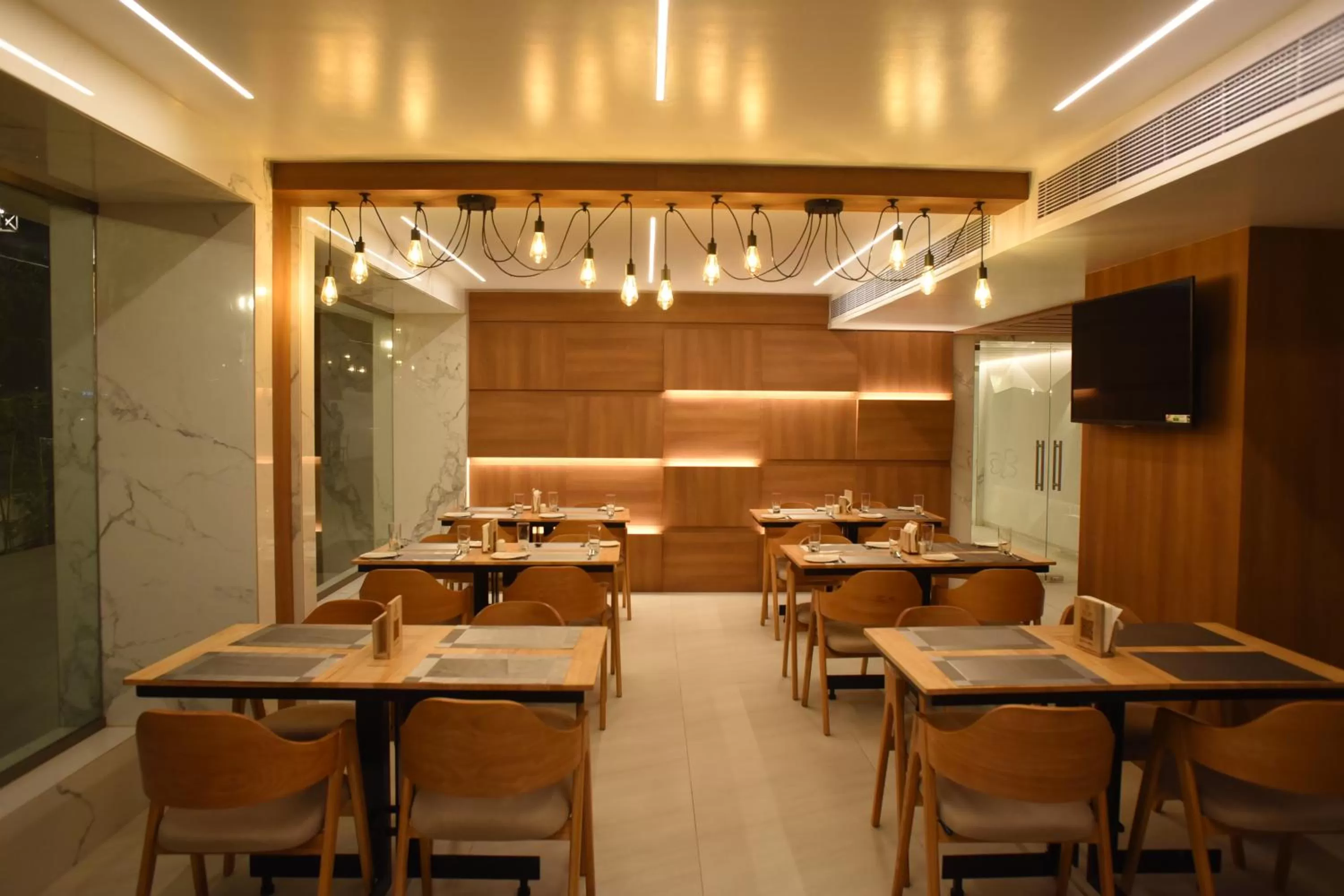 Restaurant/places to eat in RATHNA RESIDENCY - Near US CONSULATE