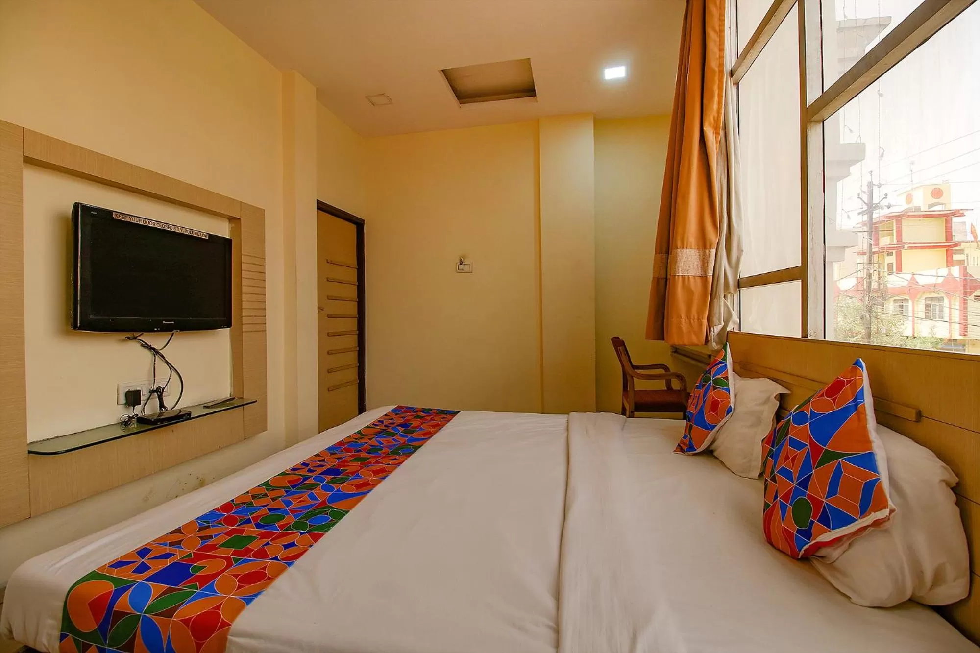 Bed in FabExpress Maanpreet