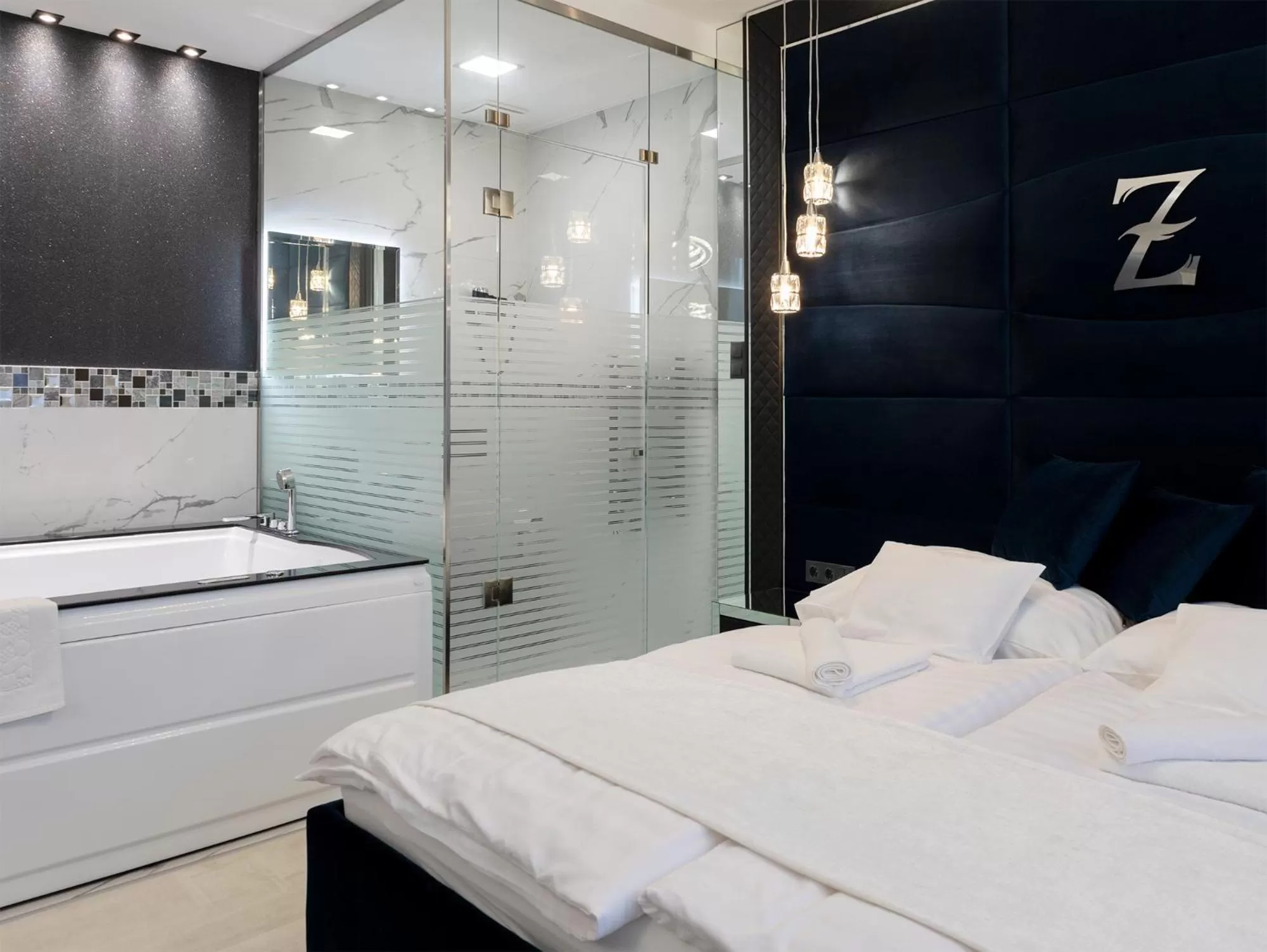 Shower, Bathroom in Z Rooms Boutique