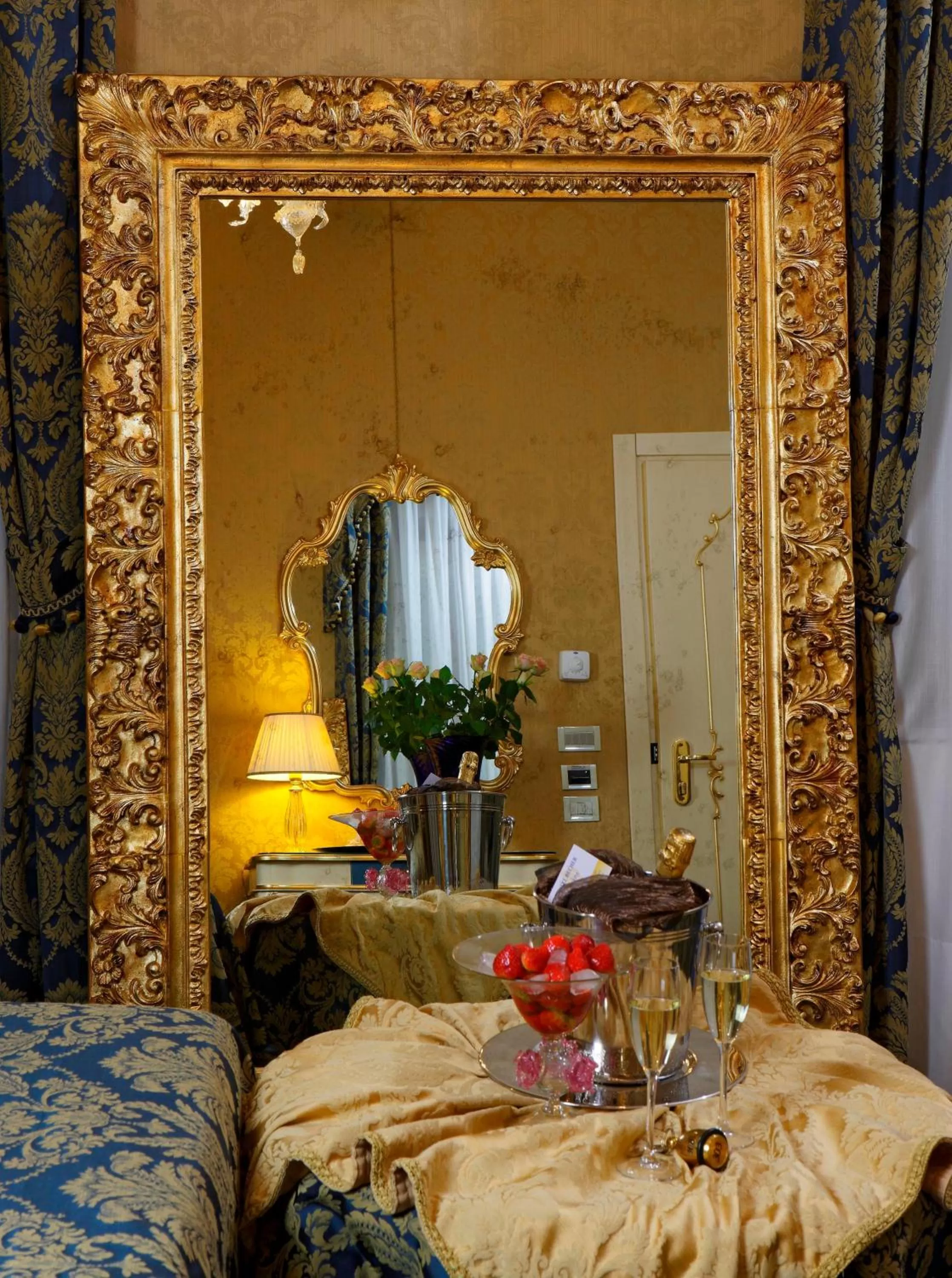 Decorative detail, Bed in Hotel Becher