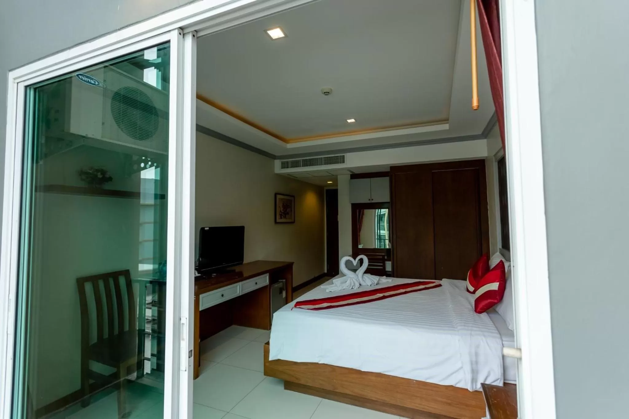 Bed in Honey Boutique Hotel