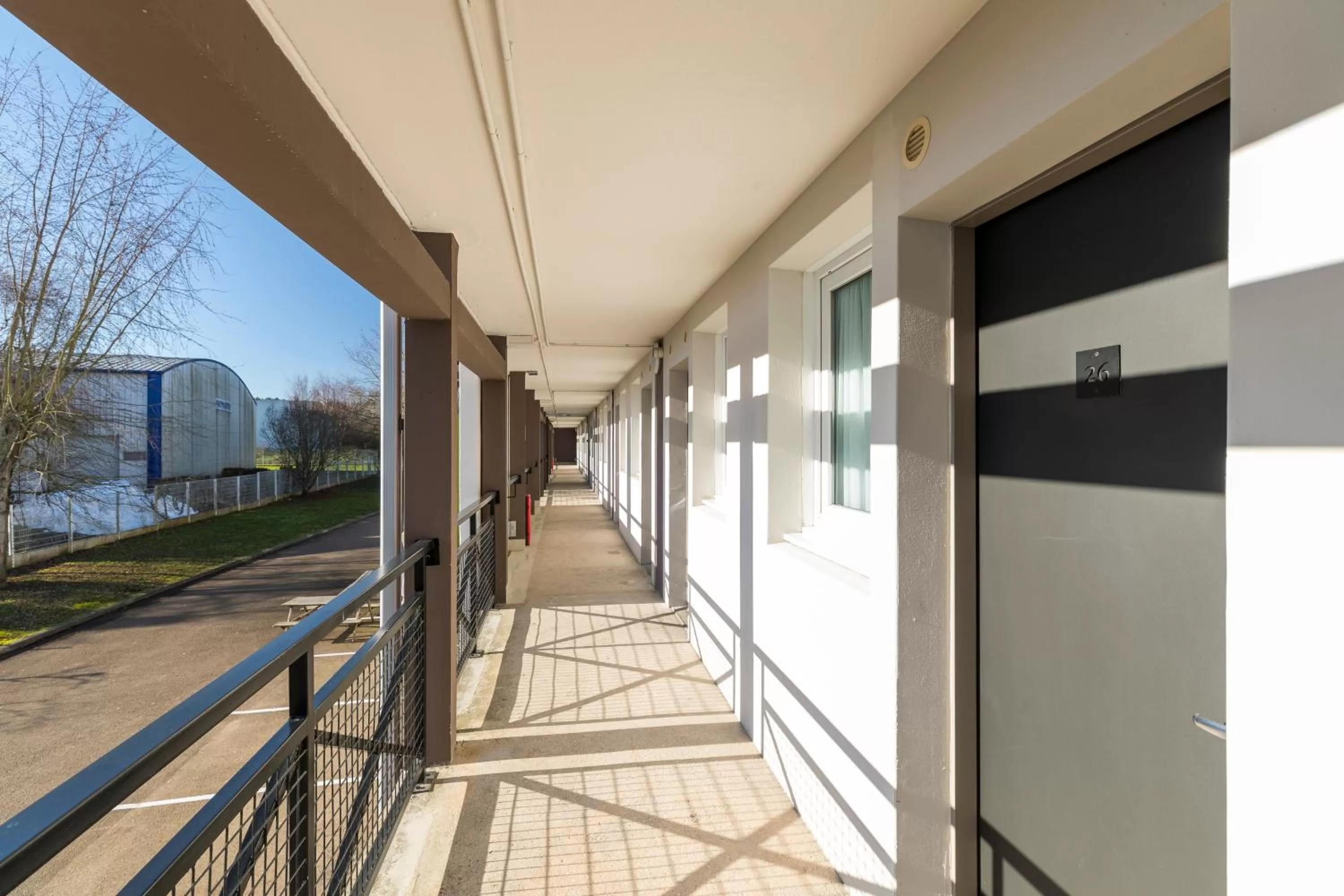 Property building in B&B HOTEL Auxerre Bourgogne