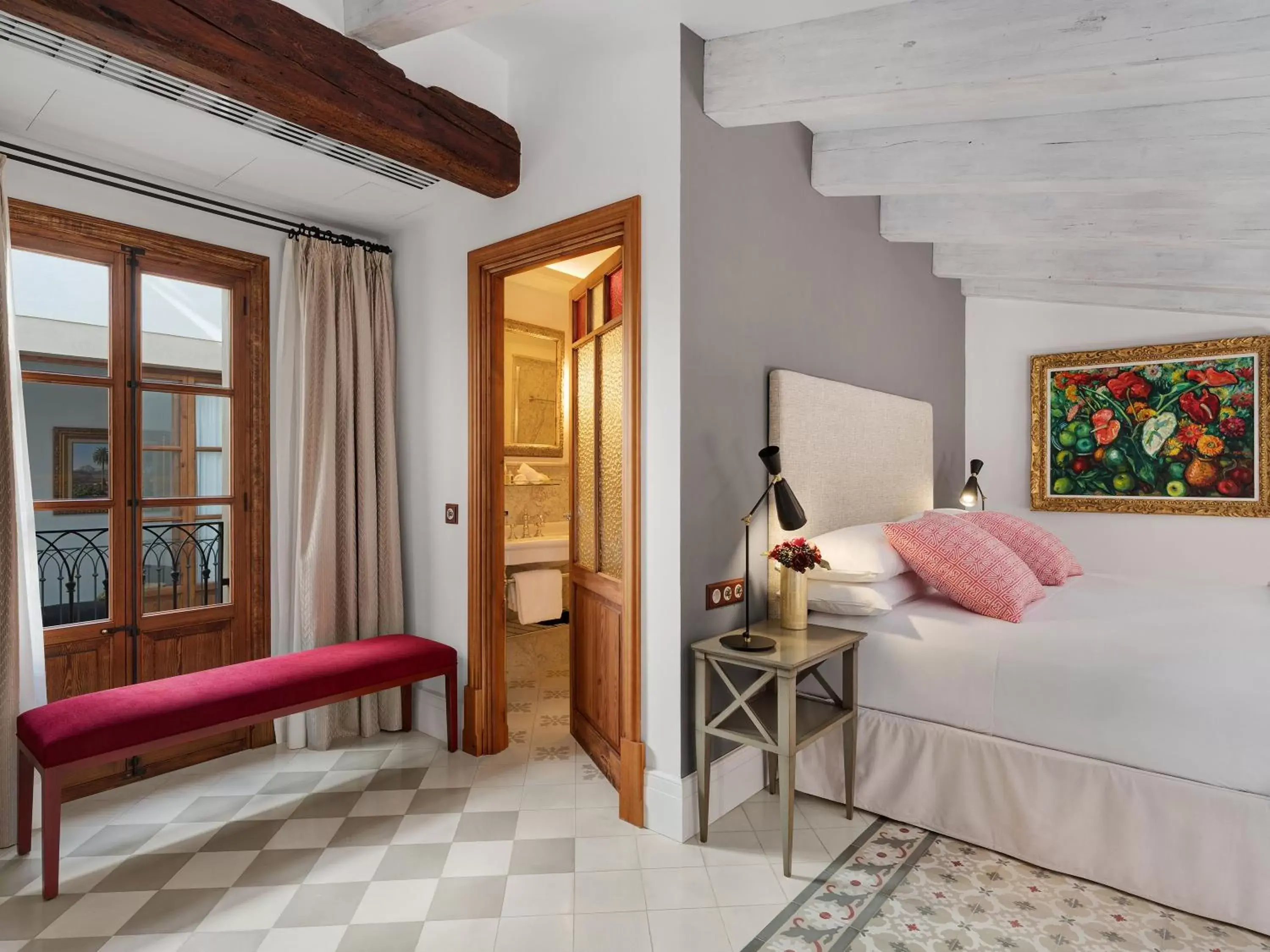 Junior Suite with Spa Access in Hotel Gloria de Sant Jaume Junior Suite with Spa Access in Hotel Gloria de Sant Jaume