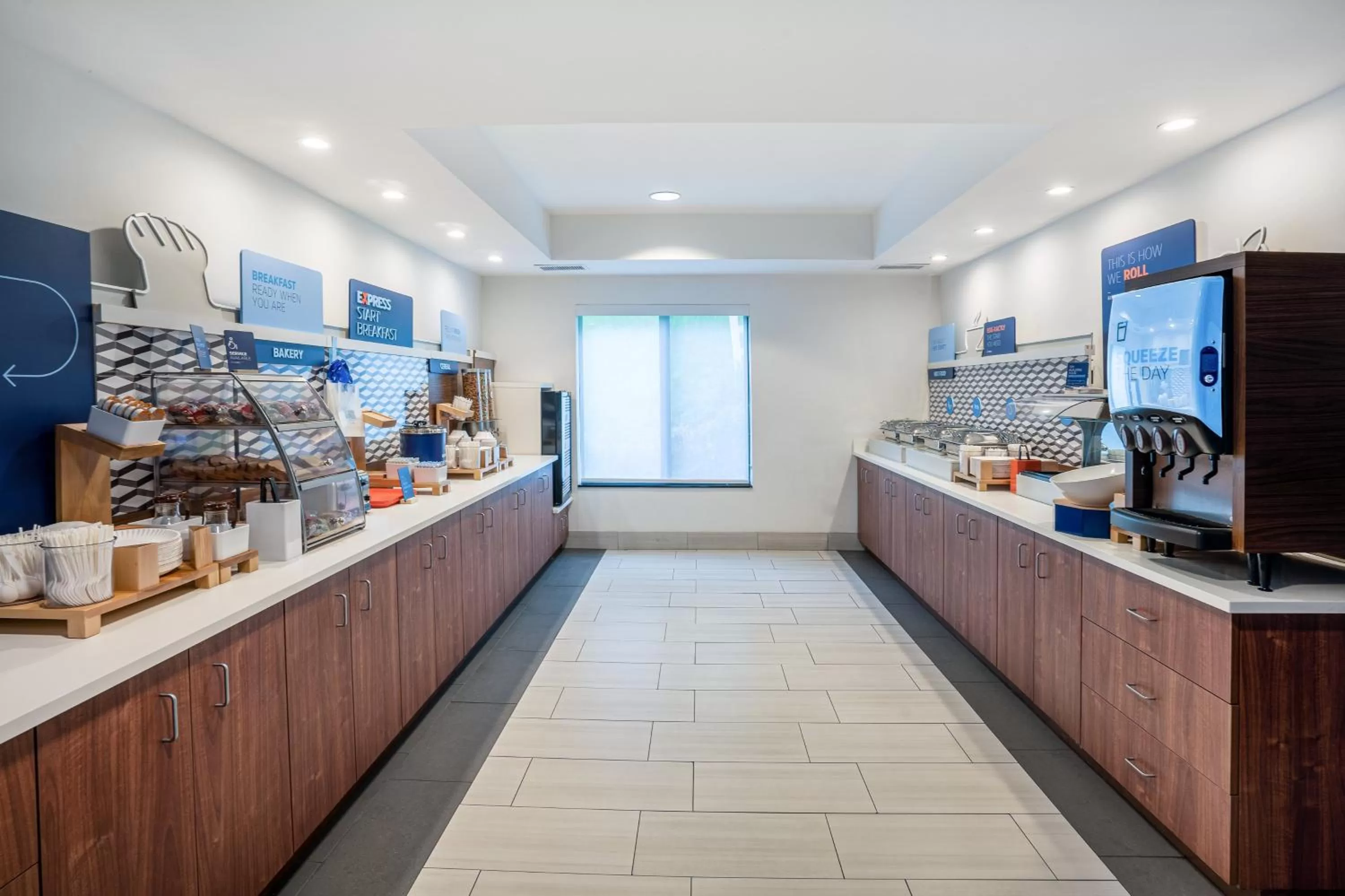 Breakfast in Holiday Inn Express & Suites Tell City by IHG