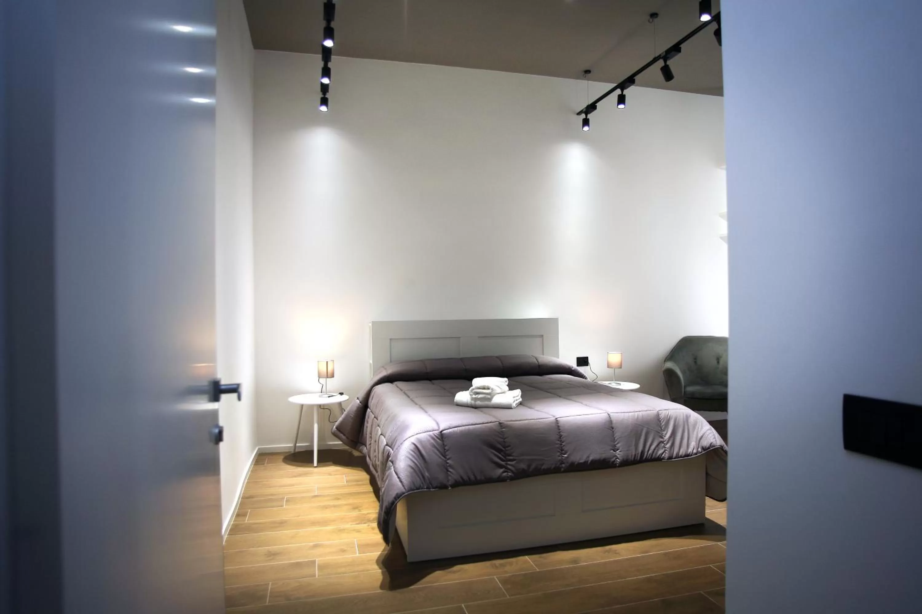 Photo of the whole room, Bed in Business Home Via Isonzo B&B