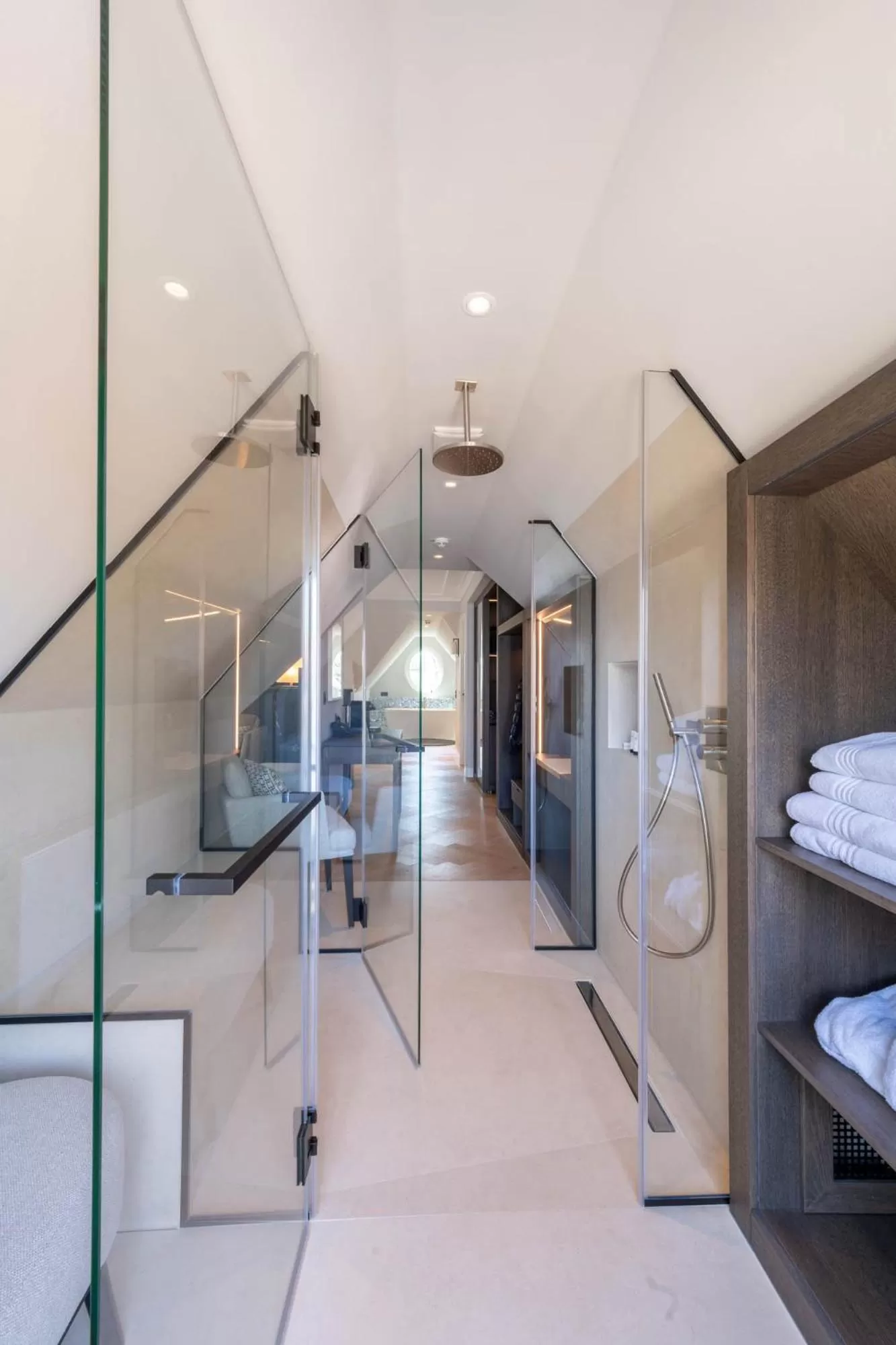 Bed in Clounys Hotel