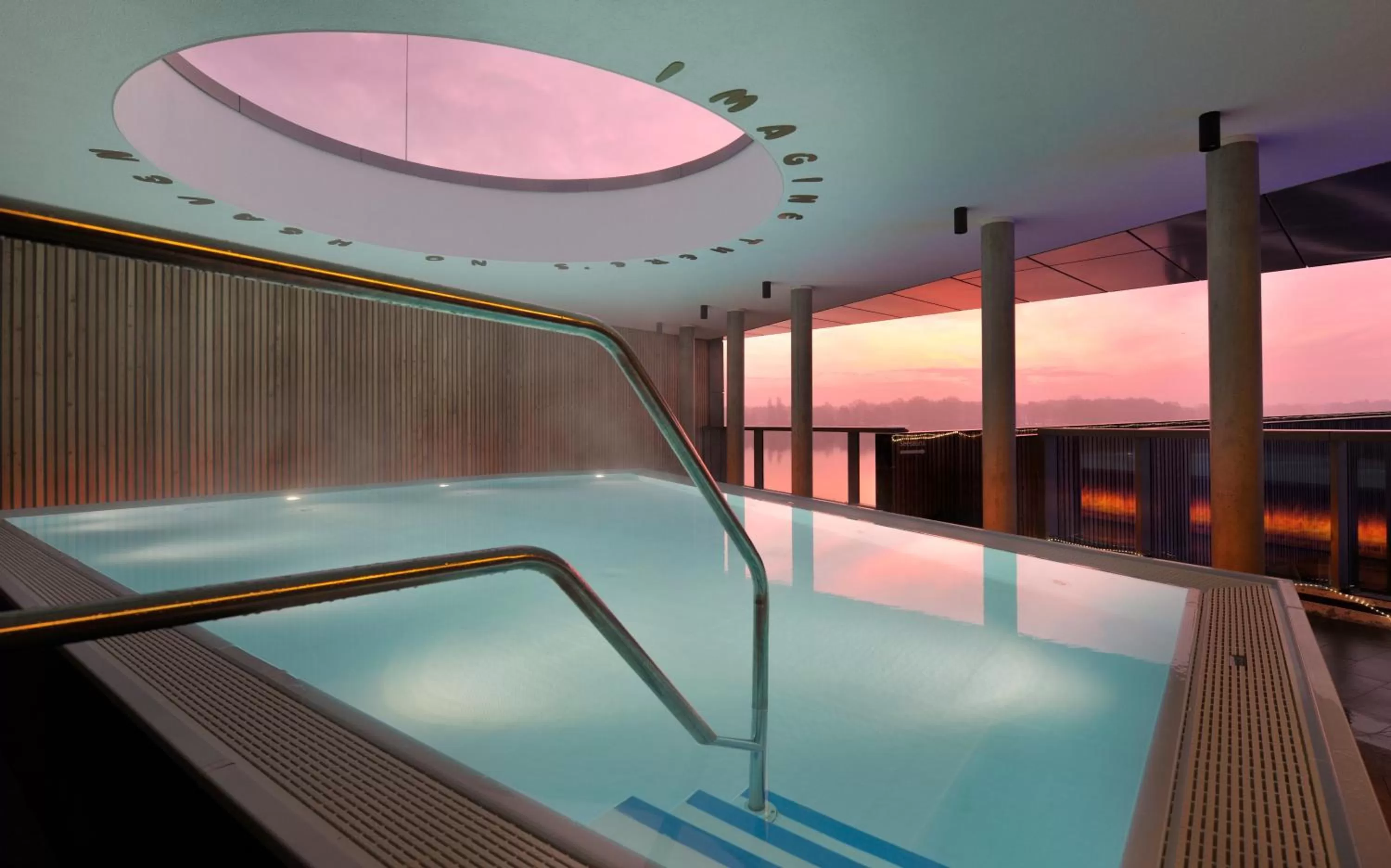 Swimming pool in Resort Mark Brandenburg & Fontane Therme