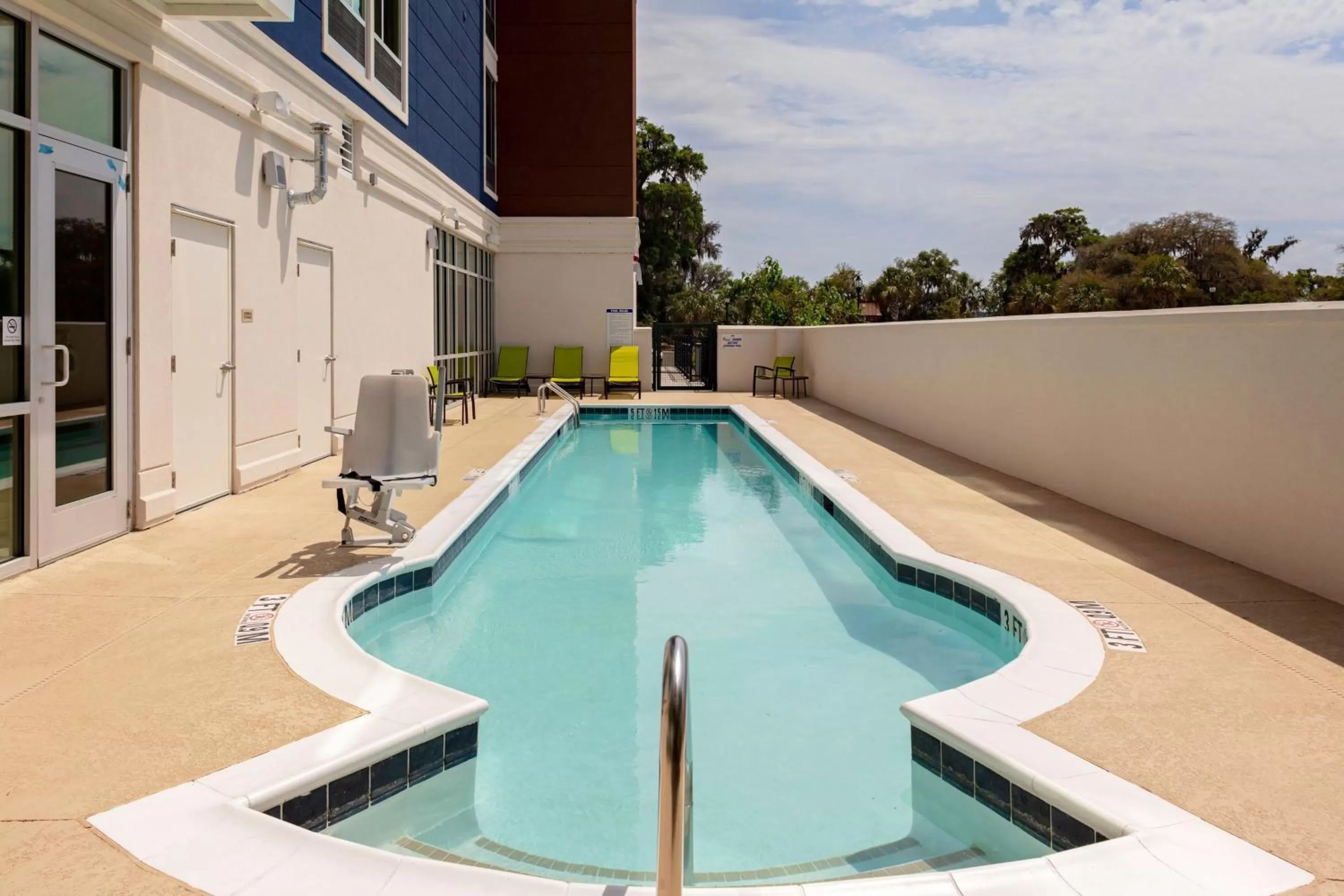 Swimming pool in SpringHill Suites by Marriott Beaufort