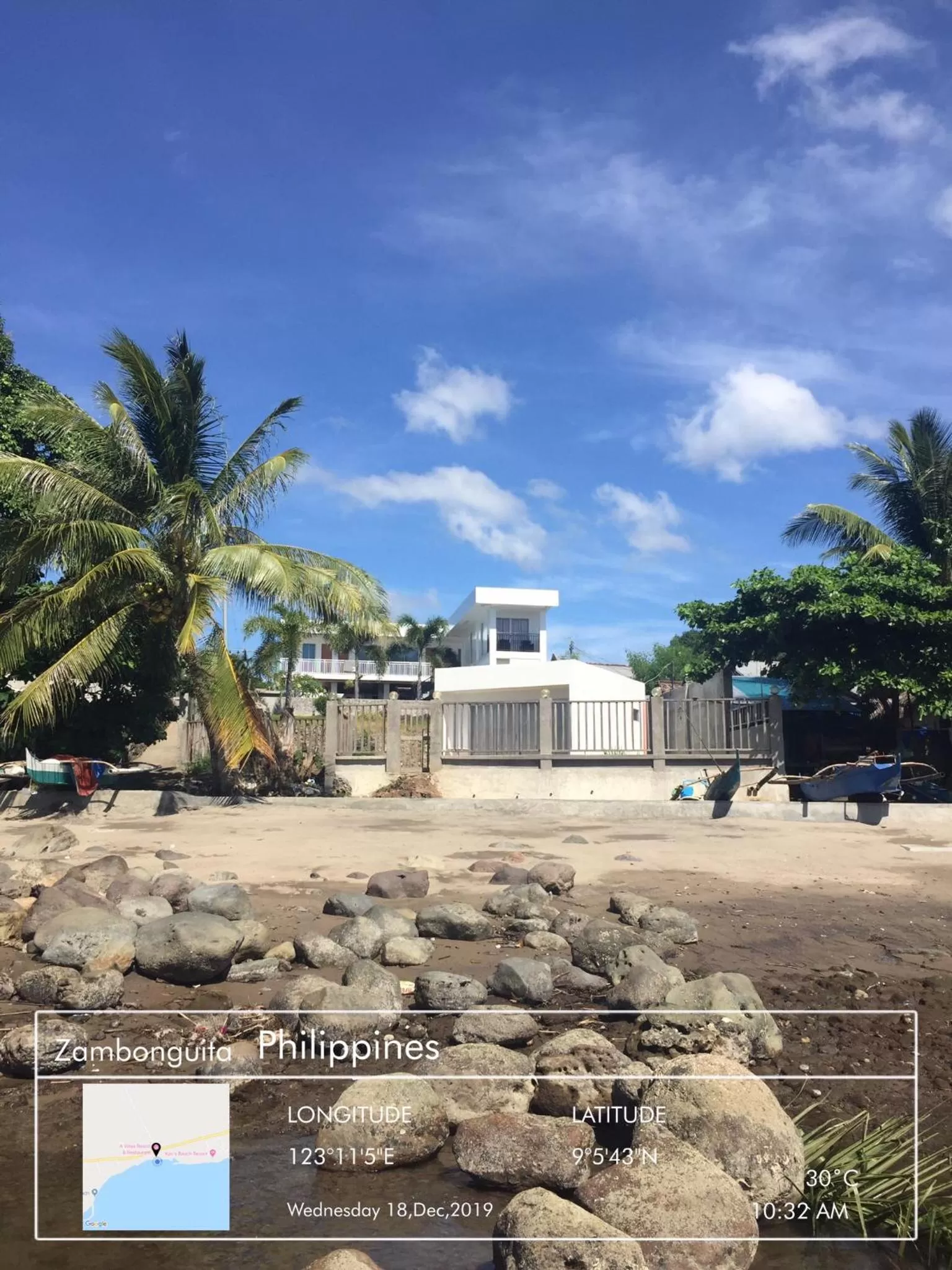 A Villas Resort & Restaurant