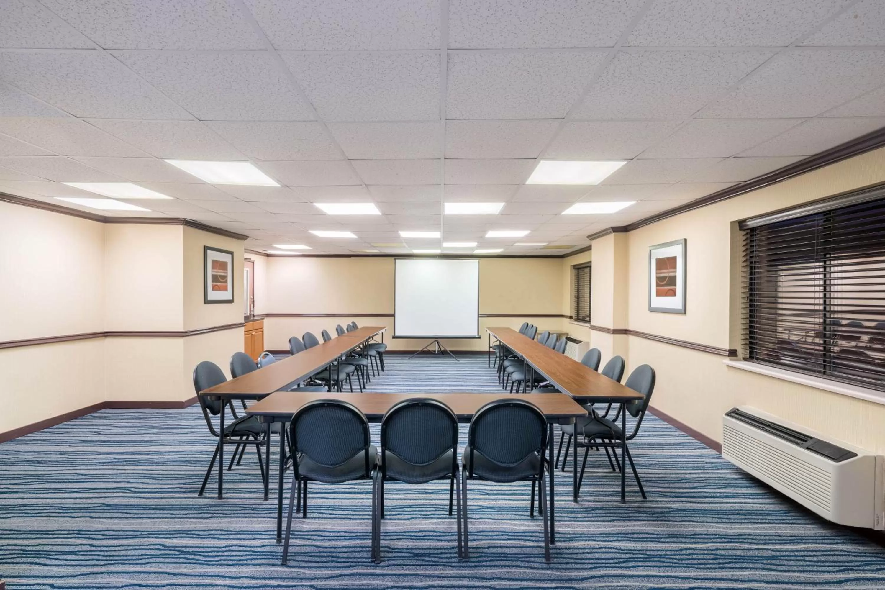 Meeting/conference room in Comfort Inn & Suites Brentwood - Nashville