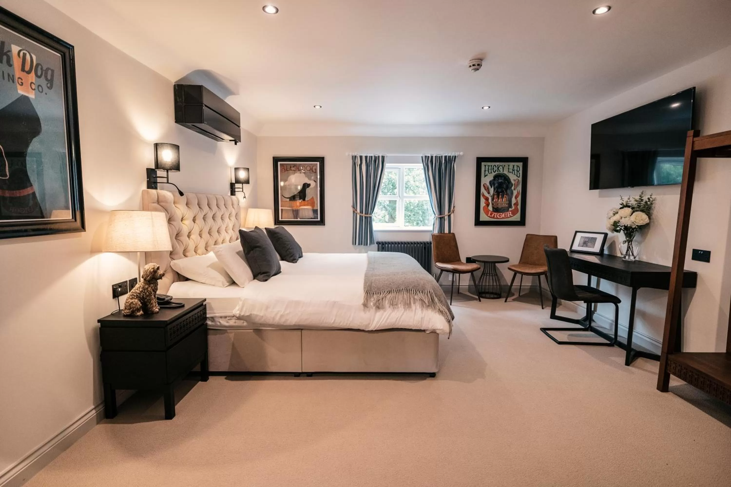 Photo of the whole room in South Causey Inn