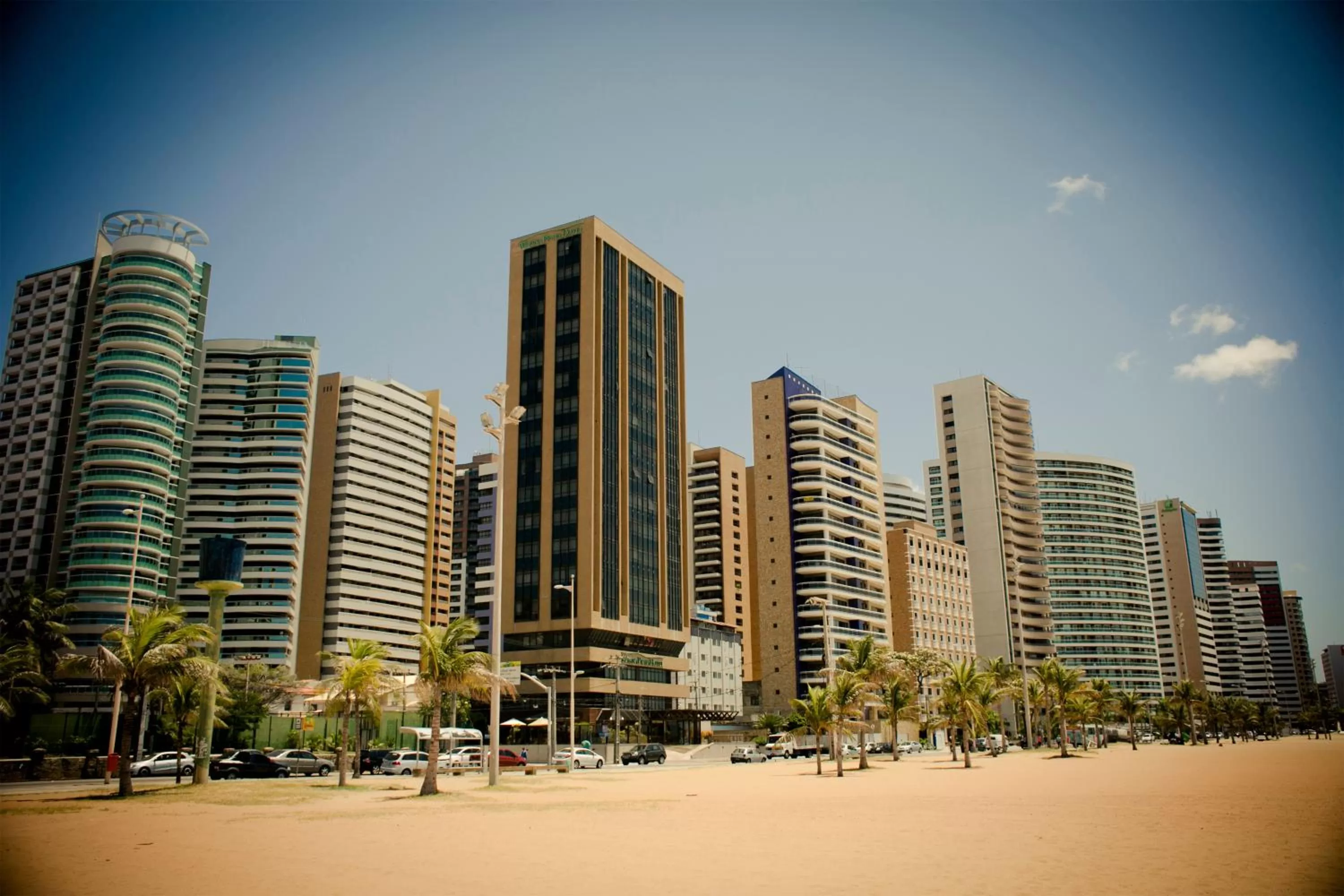 Facade/entrance in Magna Praia Hotel