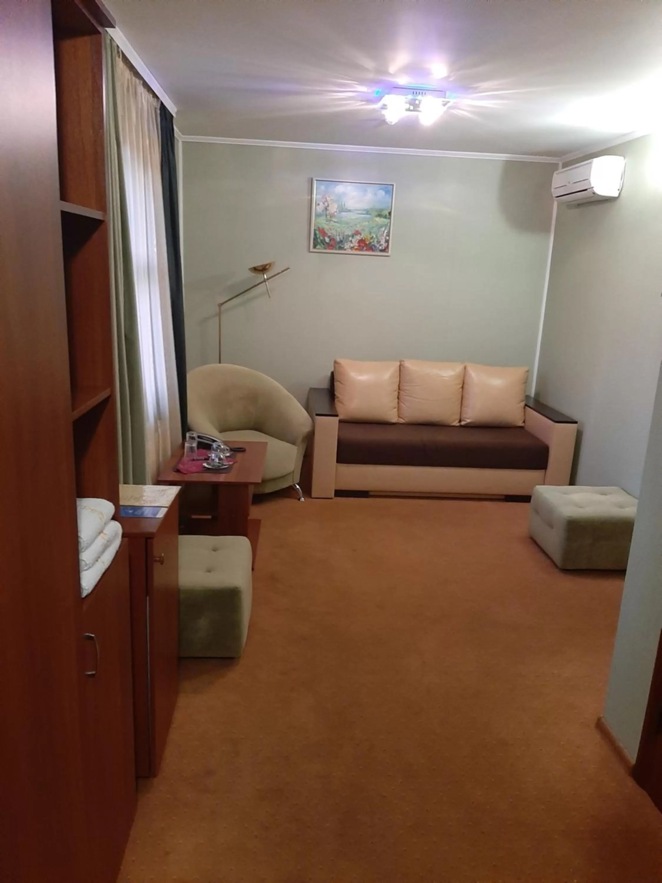 Living room in Stara Vezha Hotel