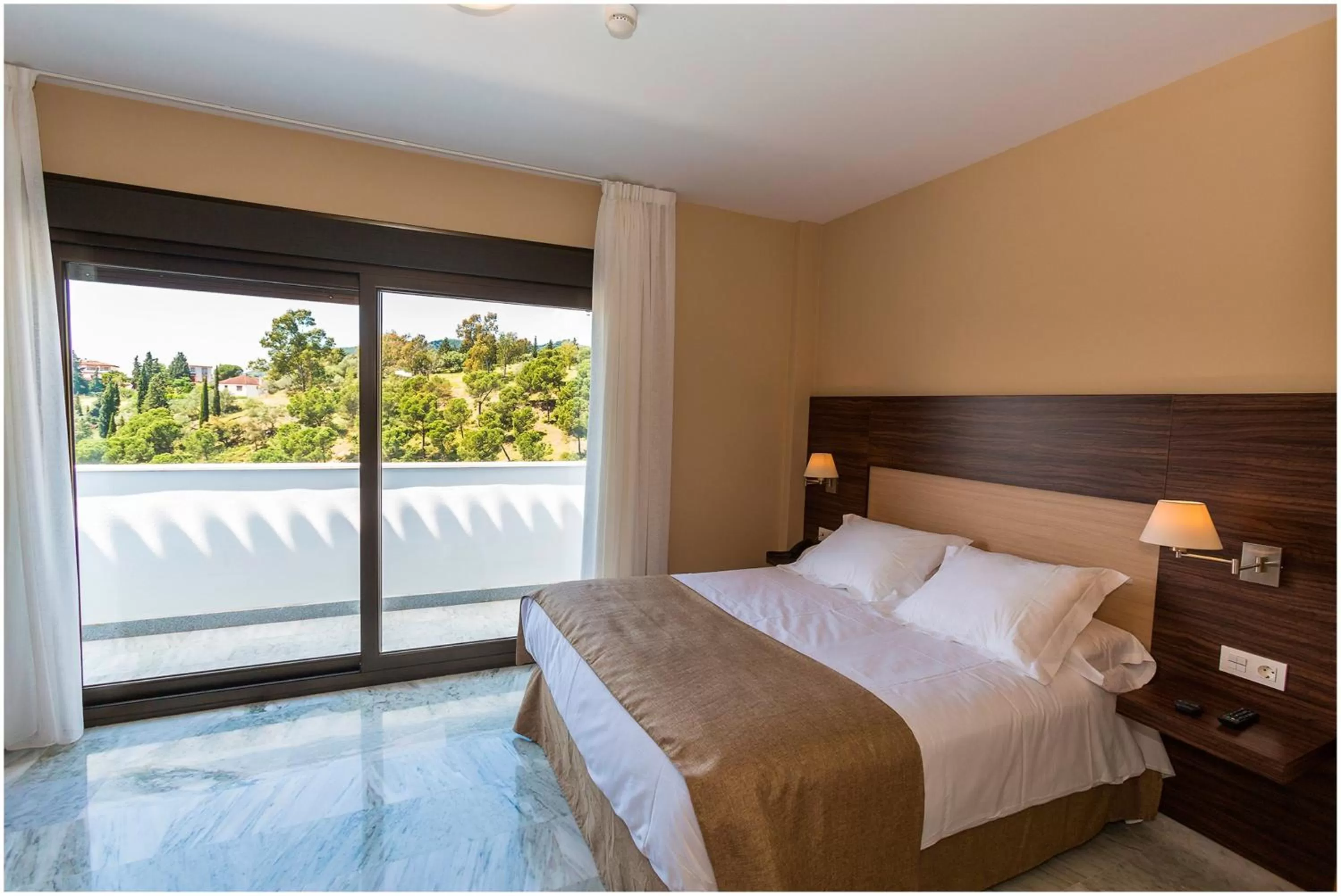 Bedroom, Bed in Hotel Finca Los Abetos