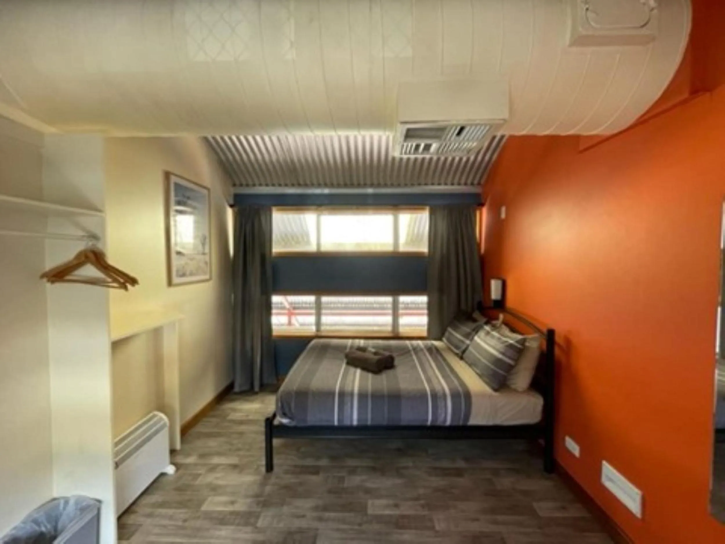 Bed in YHA Alice Springs