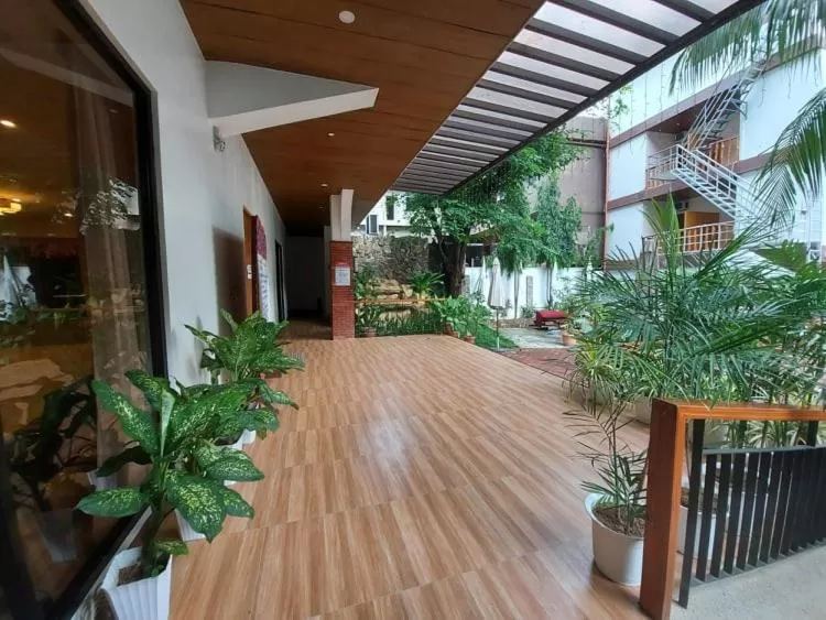 Patio in Jurias Garden Hotel