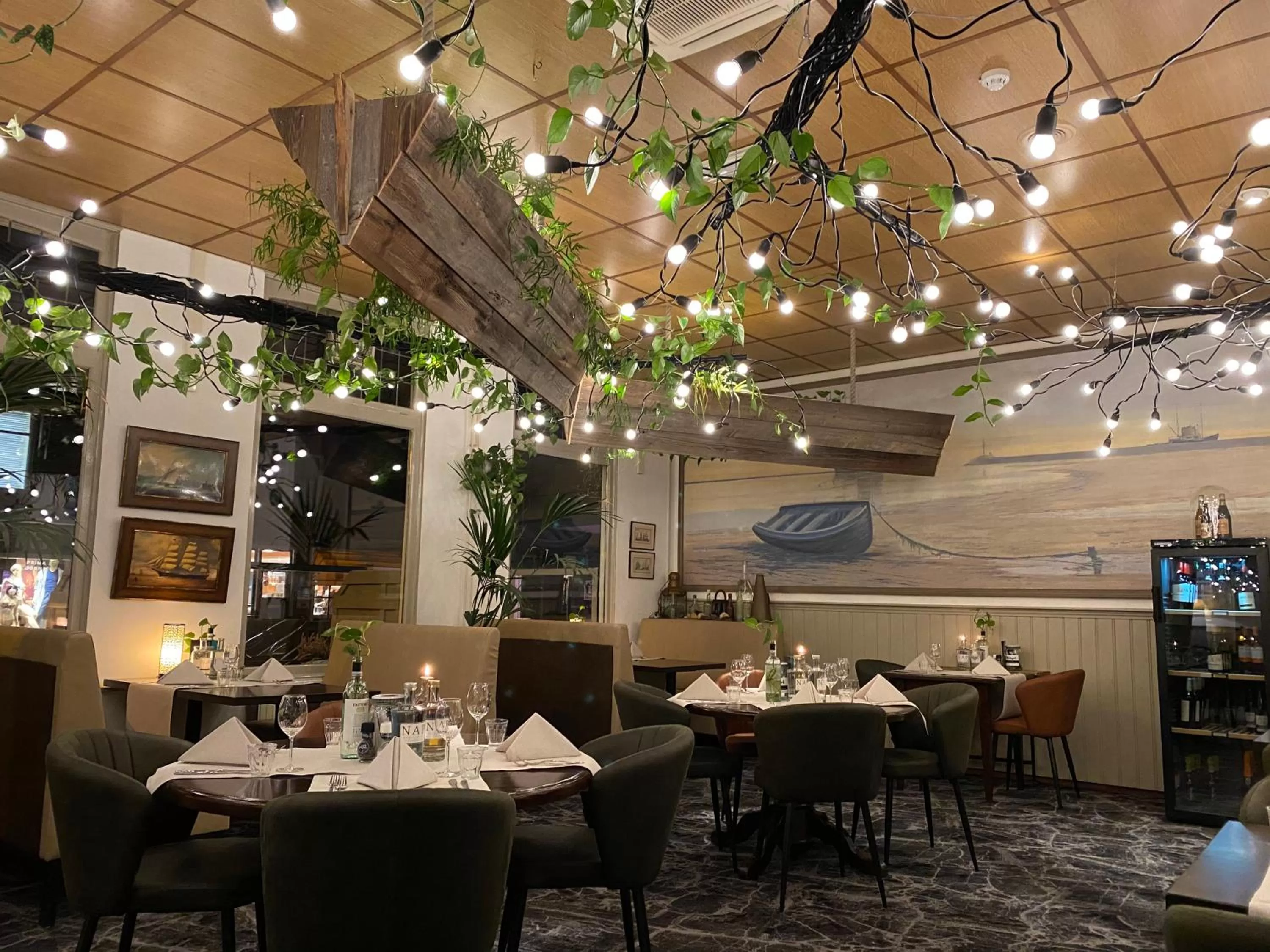 Restaurant/places to eat in Hotel Nap