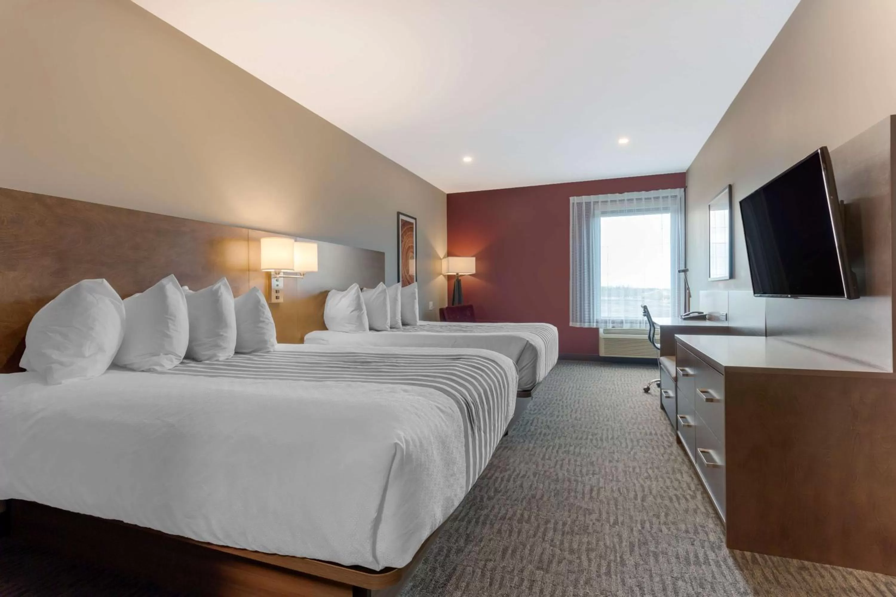 Bedroom, Bed in Best Western Plus Dauphin