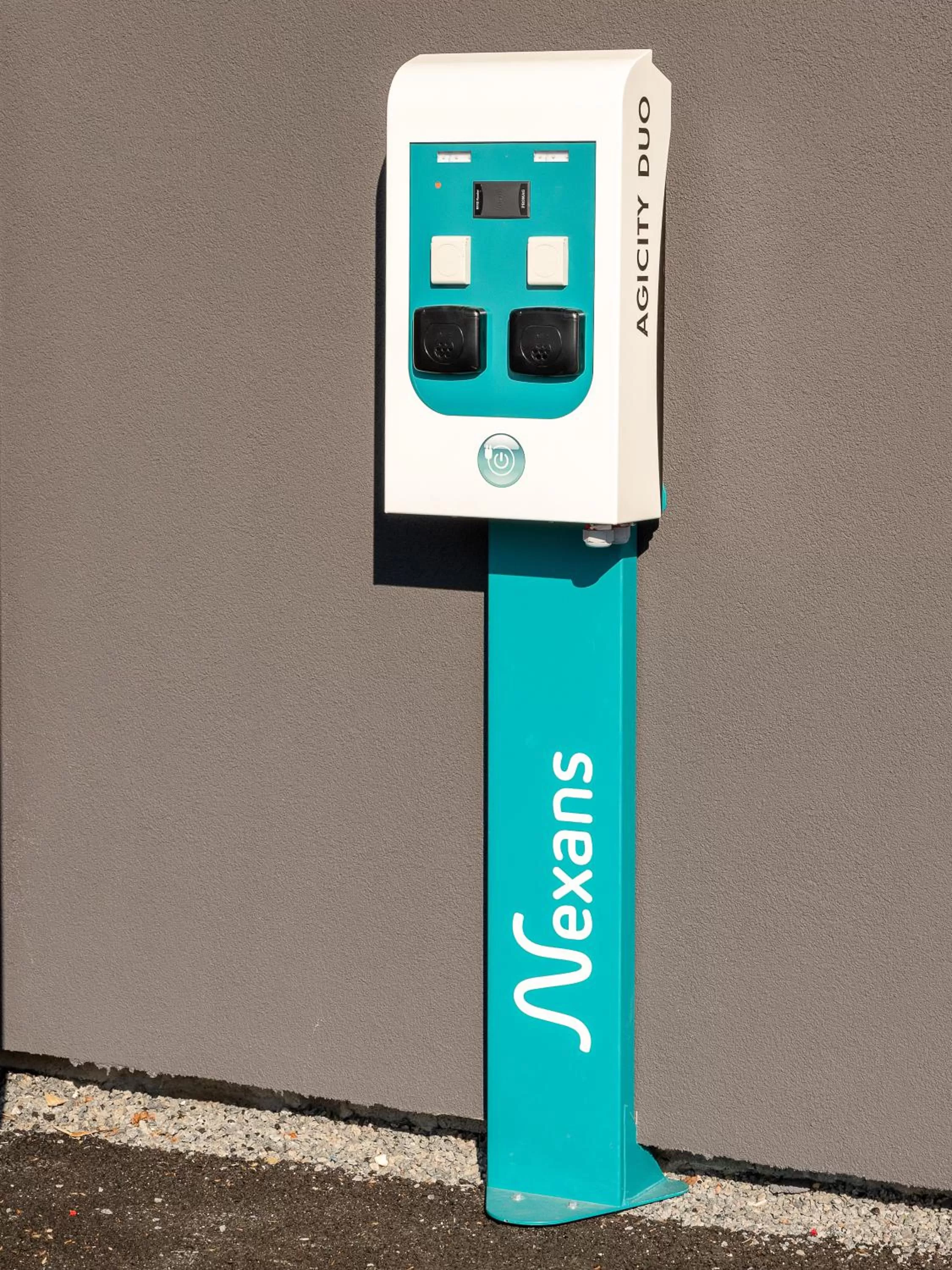 Parking in ibis Budget Cognac